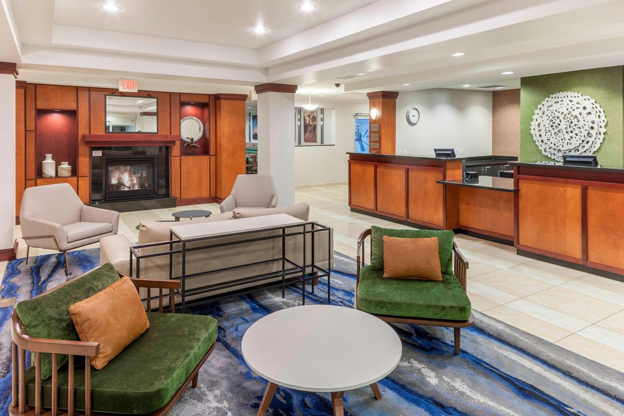 Vista Lobby Fairfield by Marriott Inn & Suites Austin Parmer/Tech Ridge