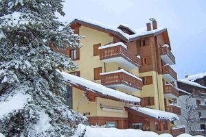 Alojamiento - Hotel Bucaneve