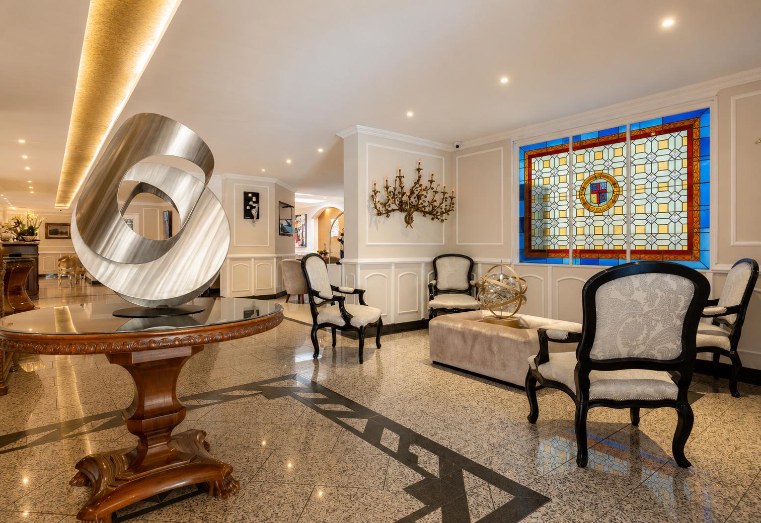 Zona de estar Hotel Le Manoir Bogota