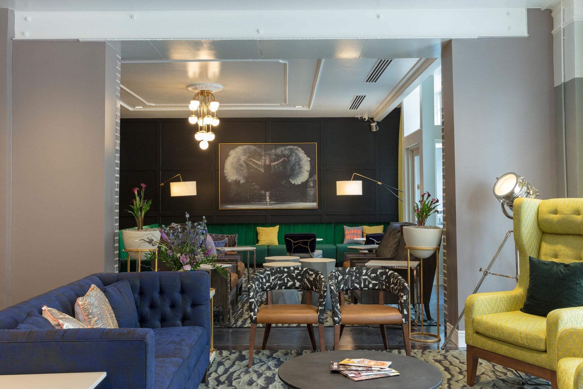 Vista Lobby Hotel Trundle