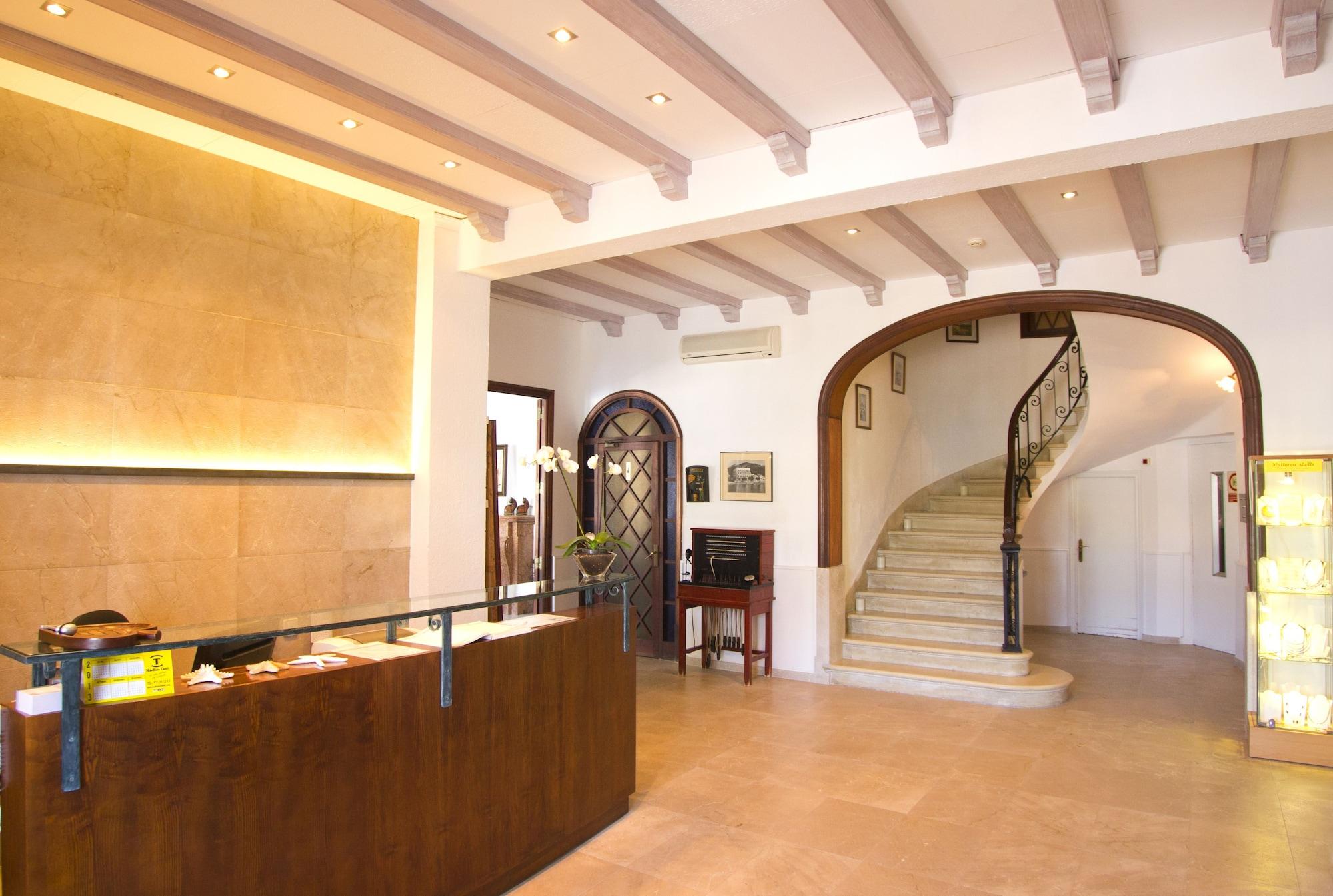 Vista Lobby Hotel Brismar
