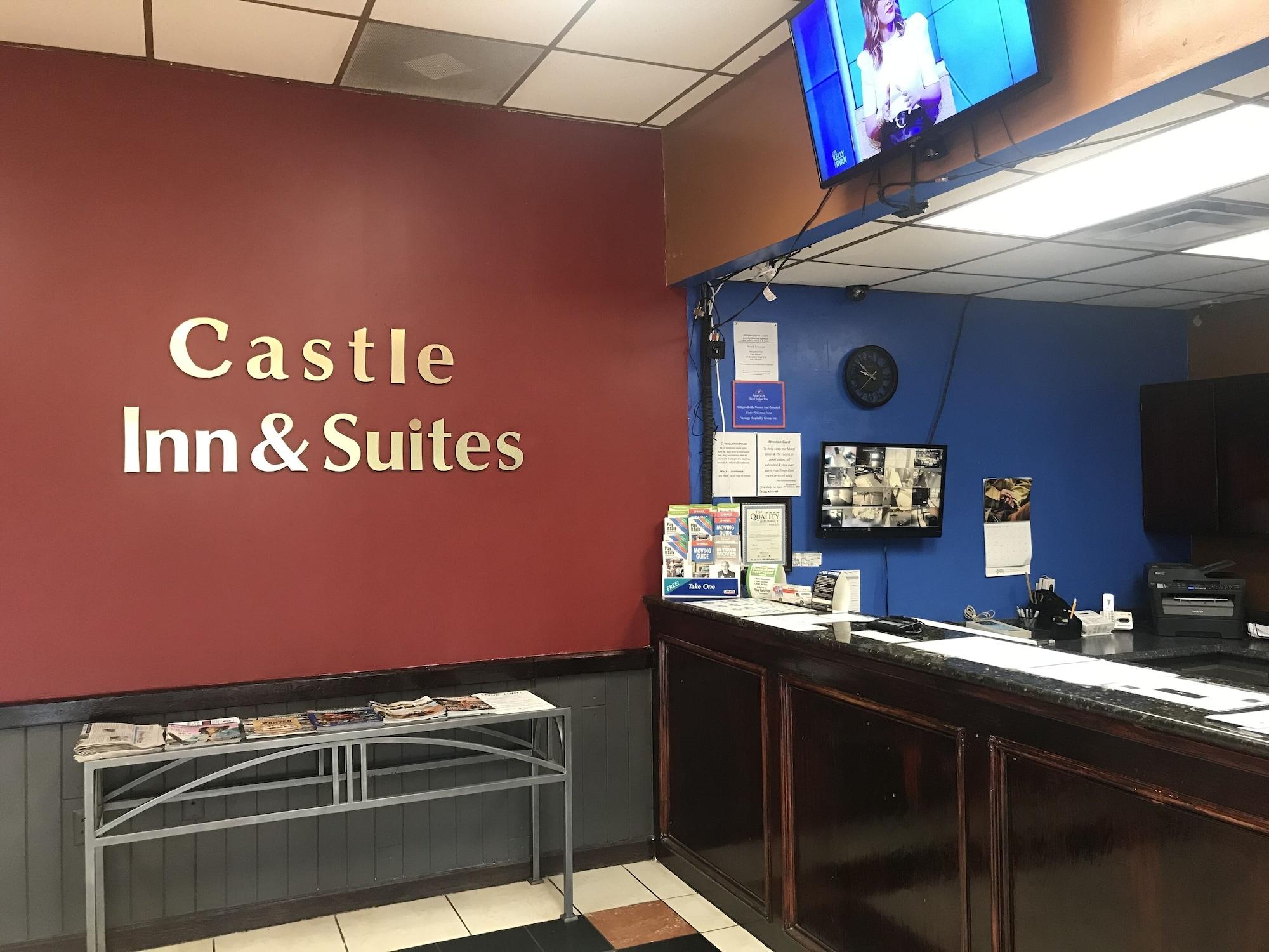 Vista Lobby Castle Inn & Suites Anadarko