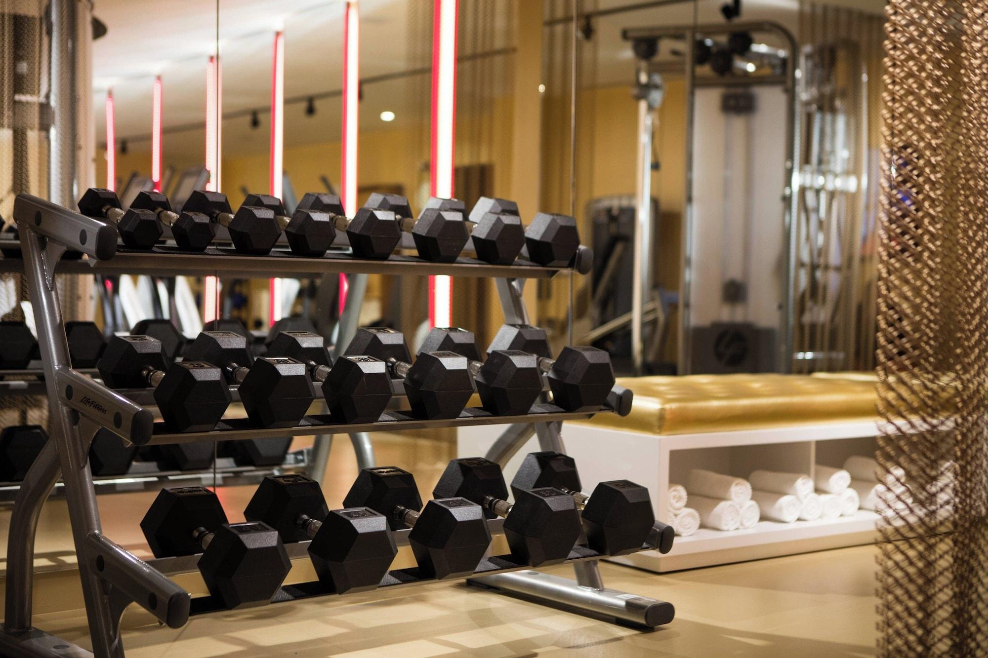 Gimnasio Renaissance New York Times Square Hotel by Marriott