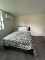 Alquiler Vacacional - Cozy Studio minutes away from theme park, less than 5 miles from major highways