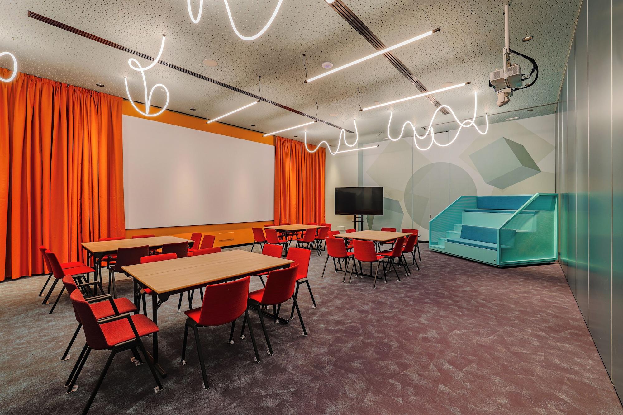 Sala de Reuniones ibis Styles Roma Aurelia