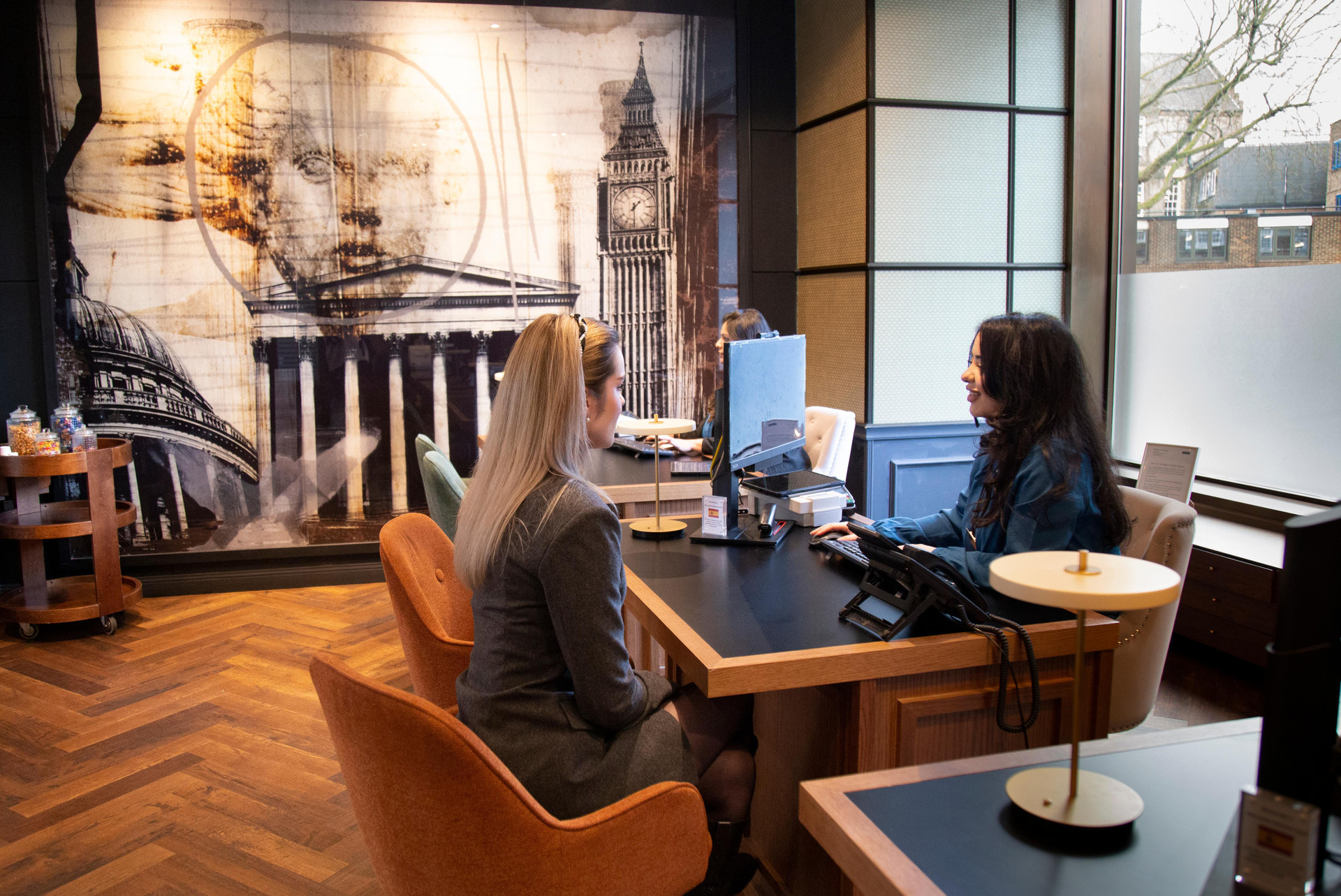 Vista Lobby H10 London Waterloo