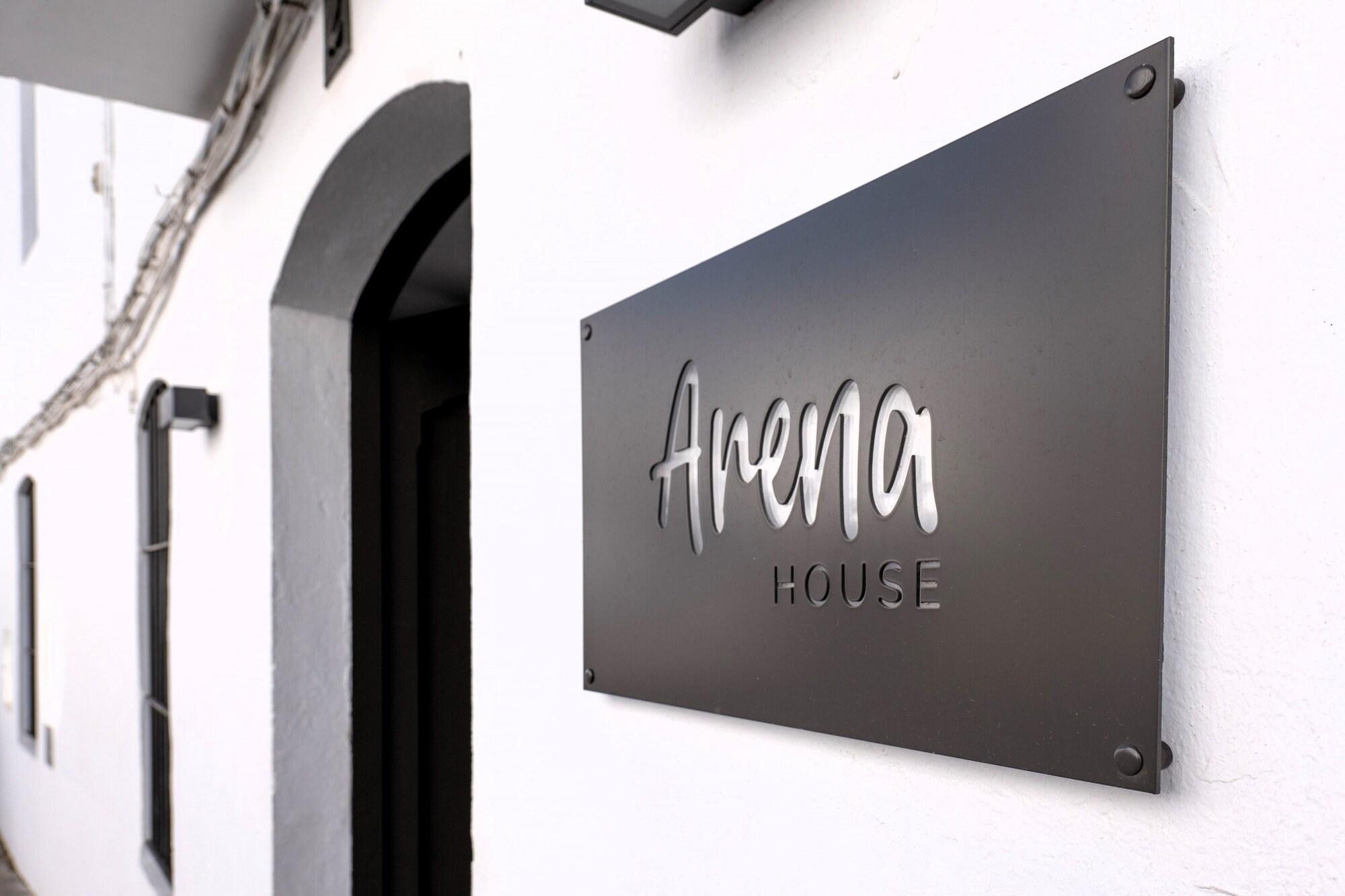 Varios Arena House Conil