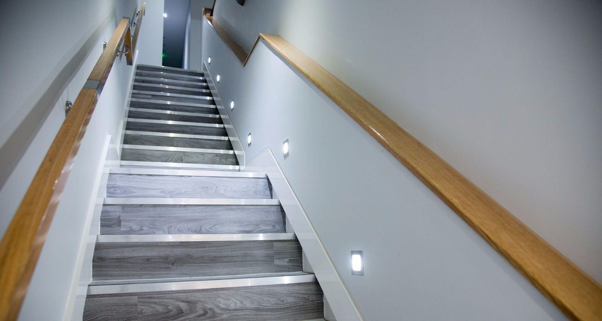 Varios St Anns Square Apartments