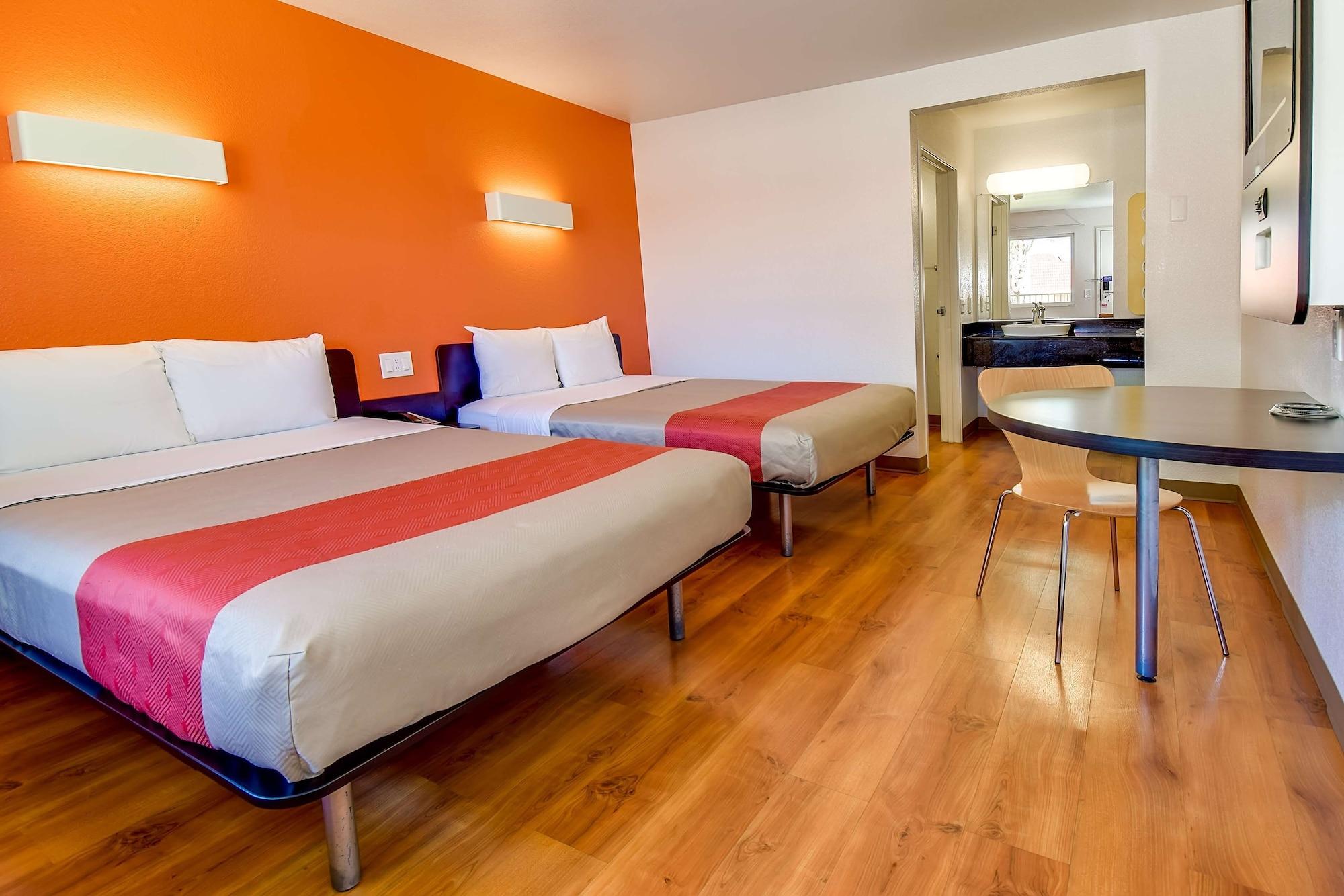 Habitación Motel 6 Riverside, CA - South