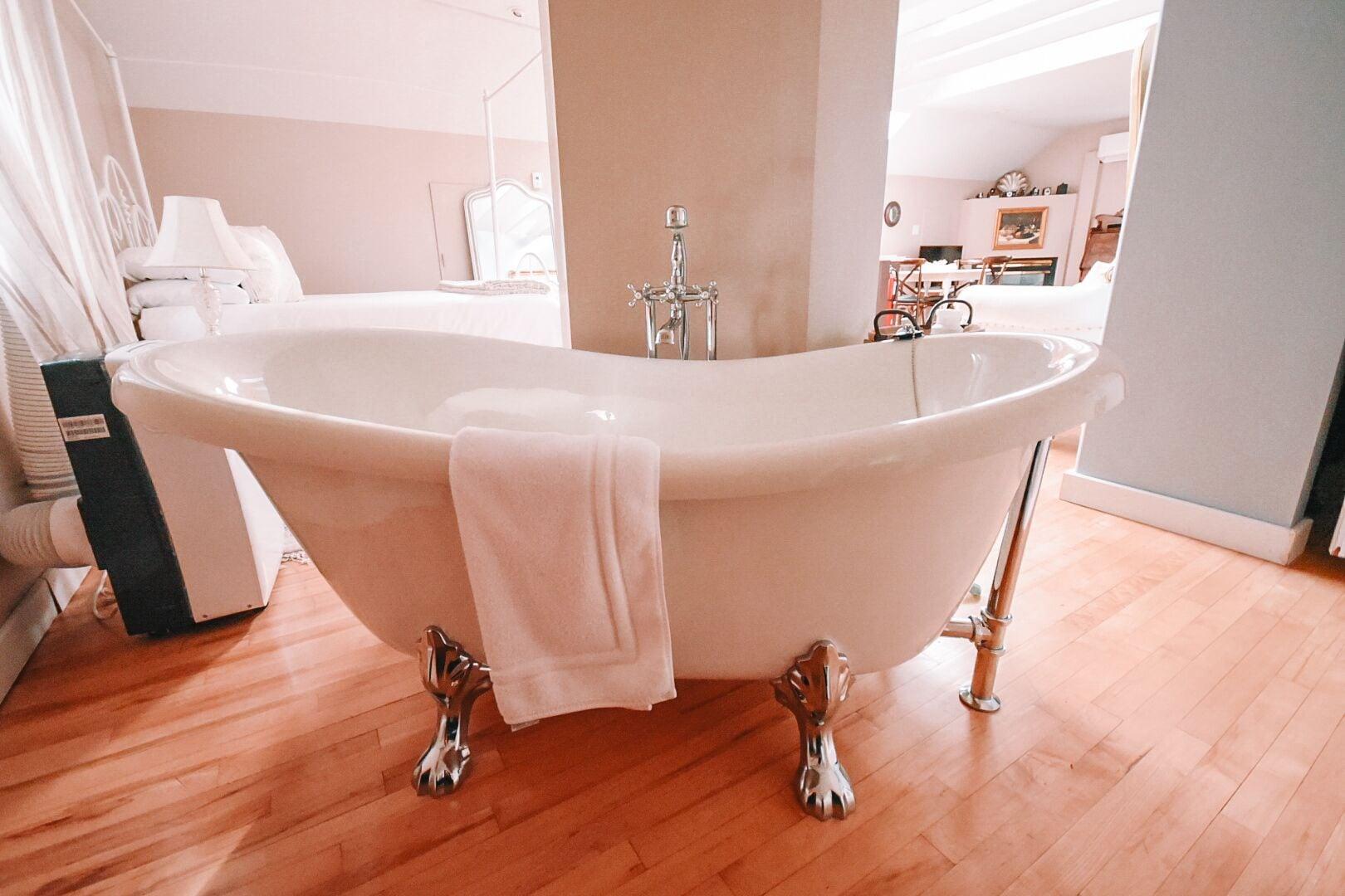 Equipamiento de Habitación Bella's Castle