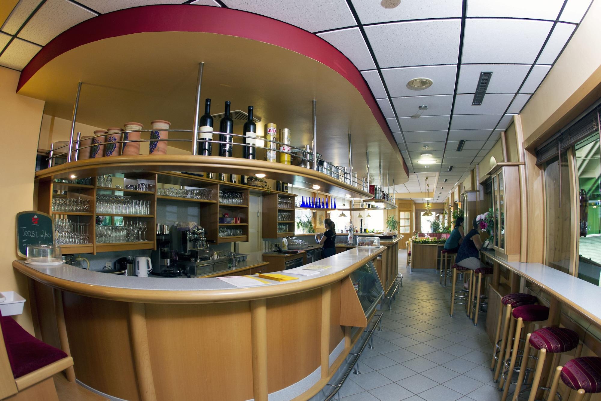 Bar/Salón Tennis- und Freizeitzentrum Neudörfl