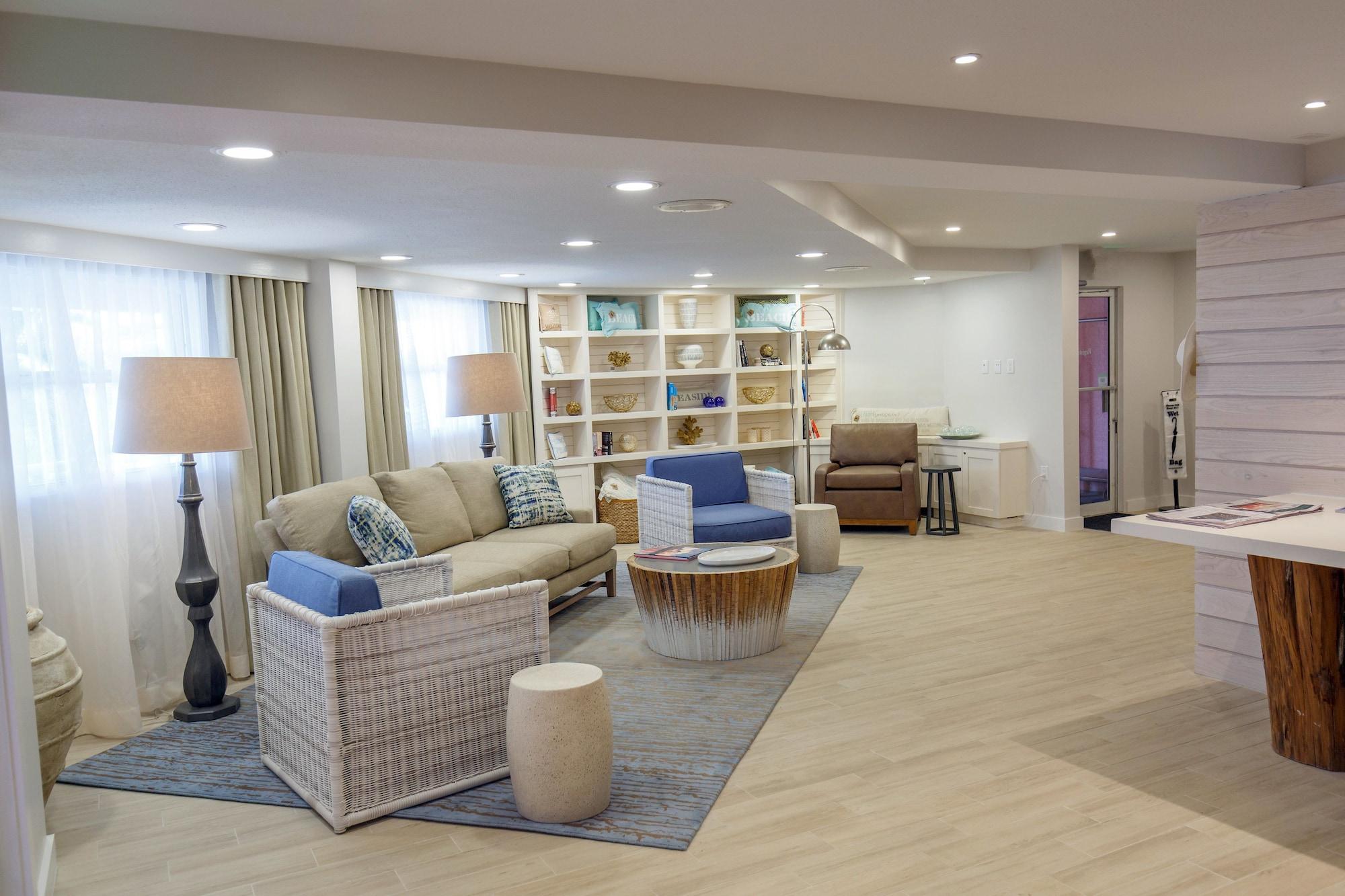 Vista Lobby Beach House Suites by the Don CeSar