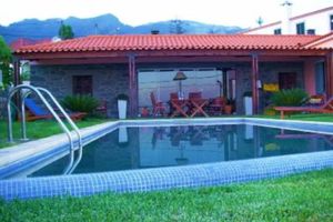 Arriendo temporal - CASA DO POÇO - Typical house with swimming pool and breathtaking sea and mountain views