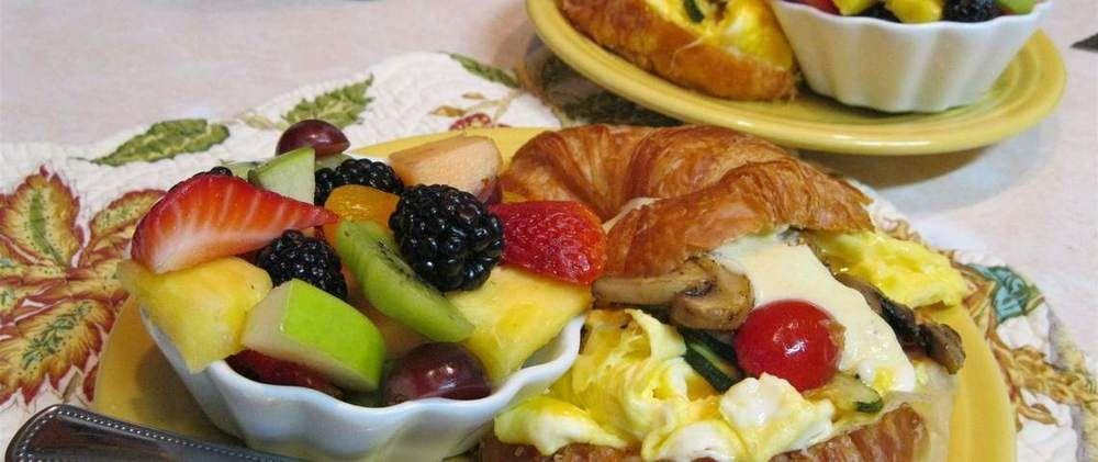 Restaurant A White Jasmine Inn