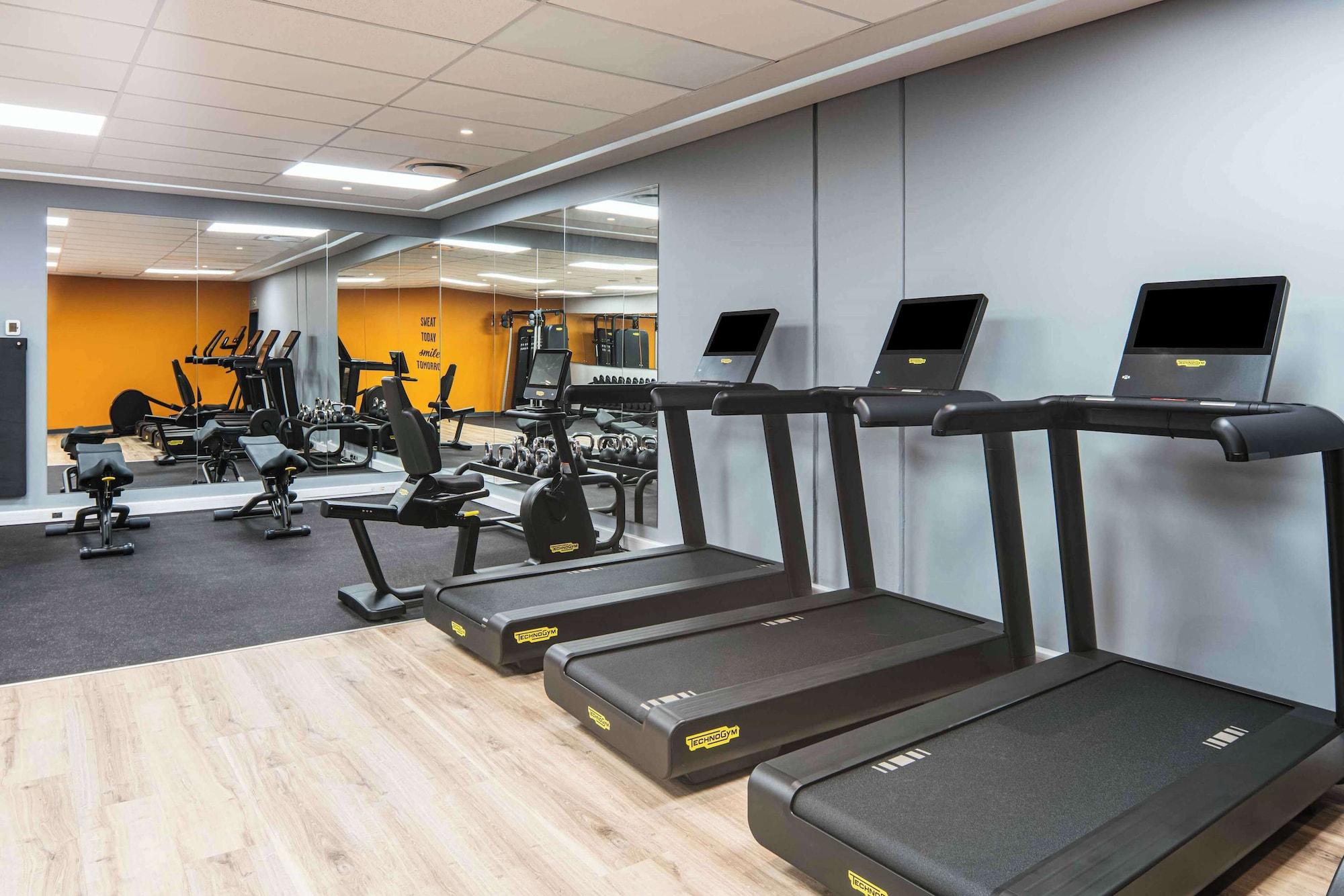 Gimnasio Hampton By Hilton Sandton Grayston