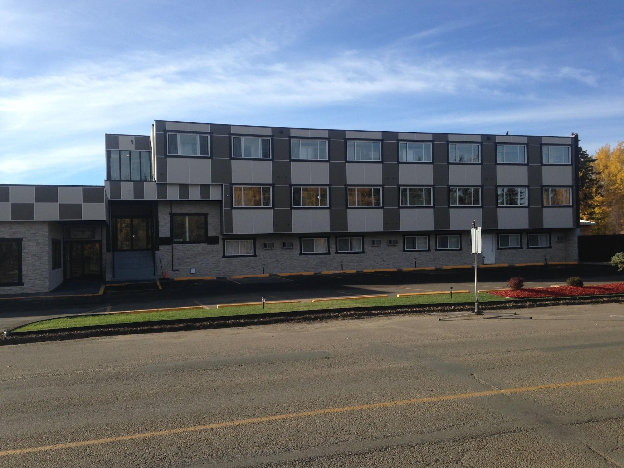 Vista Exterior Days Inn by Wyndham Sylvan Lake