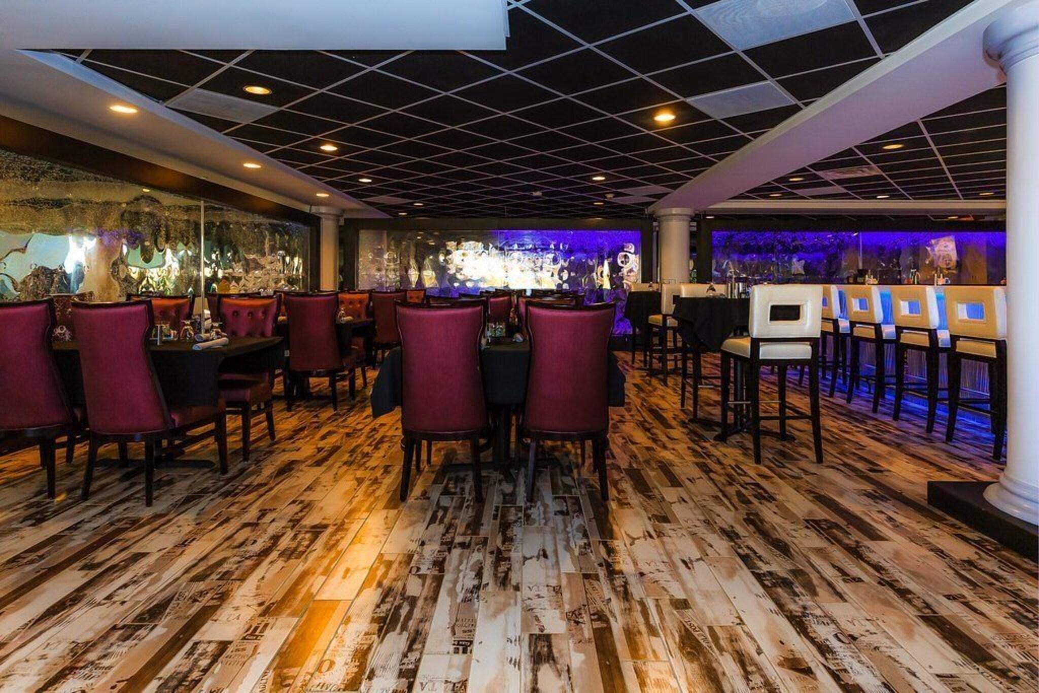 Bar/Salón Regalia Hotel & Conference Center