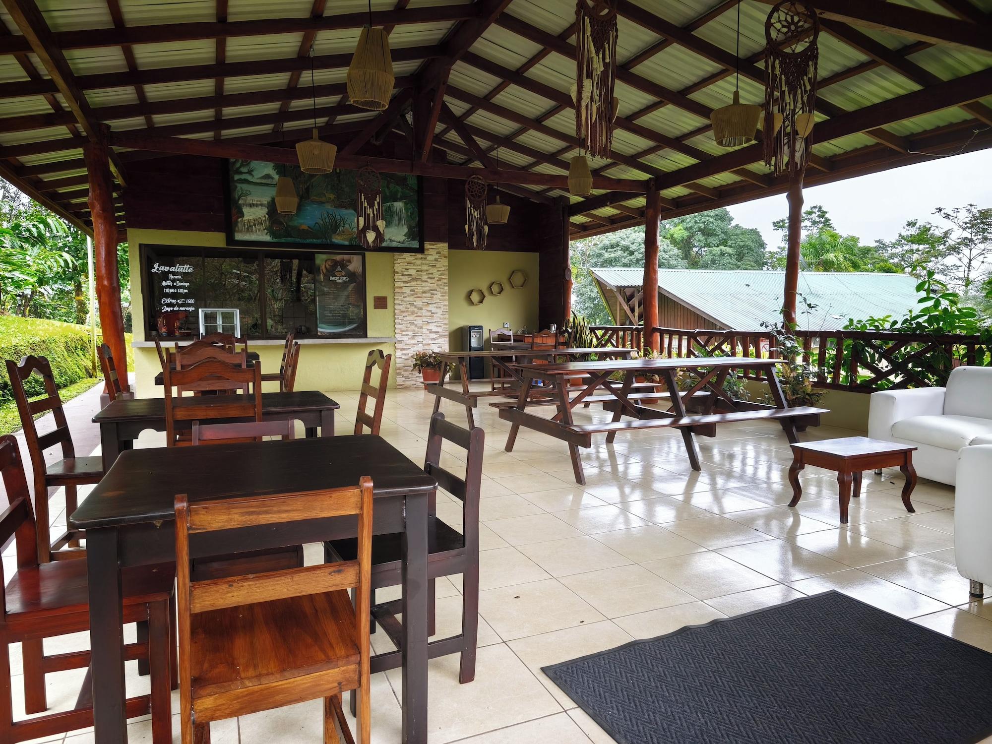 Restaurant Brisas Arenal Hotel