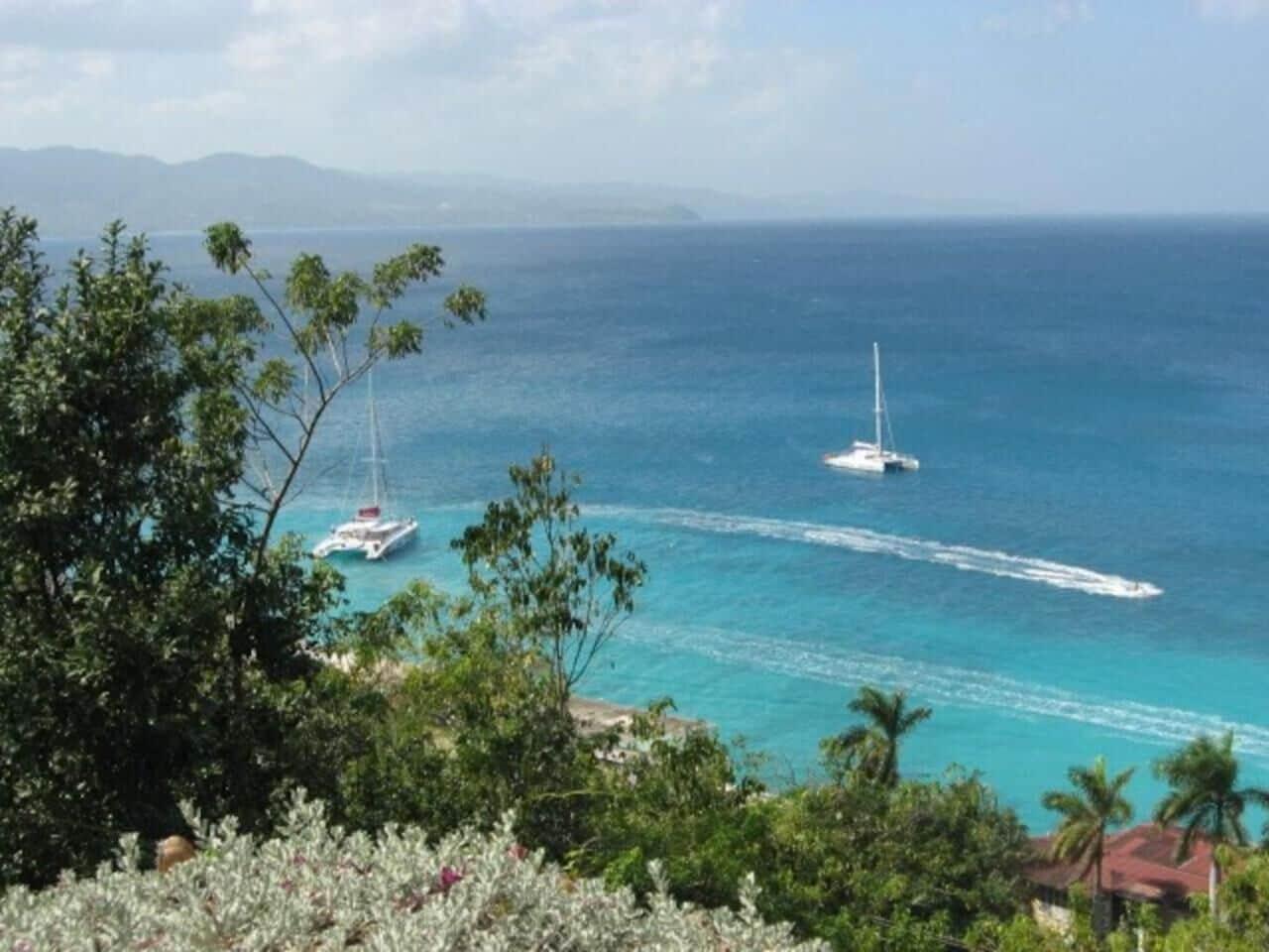Playa Court Manor at Montego Bay Club