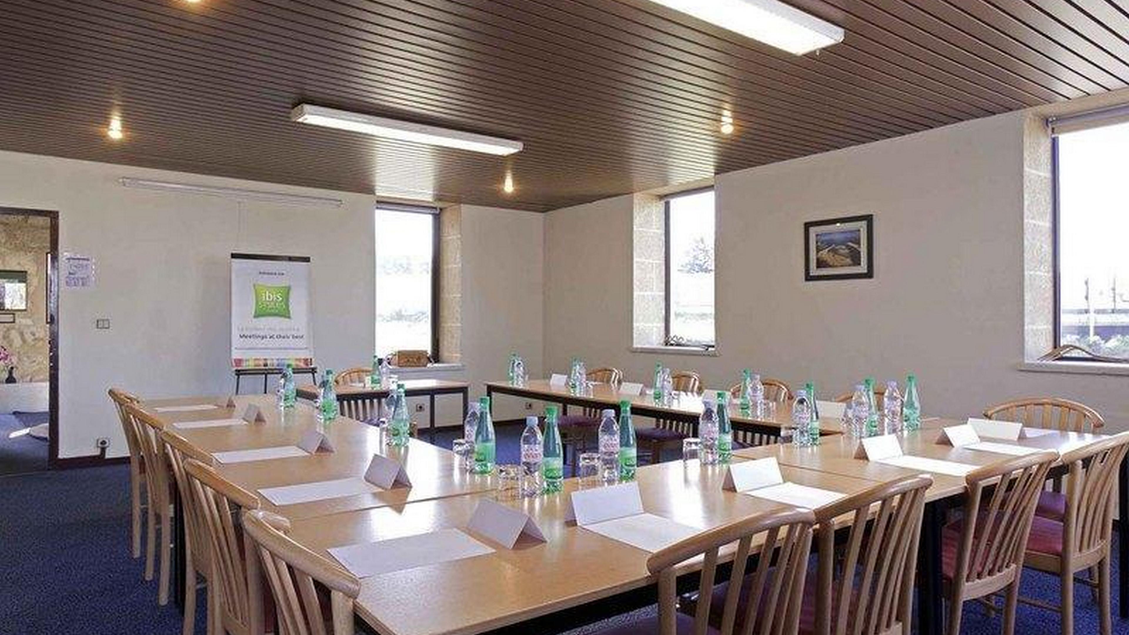 Varios ibis Styles Bordeaux Sud Villenave-d'Ornon