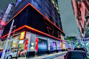 Alojamiento - Red Planet Manila Bay