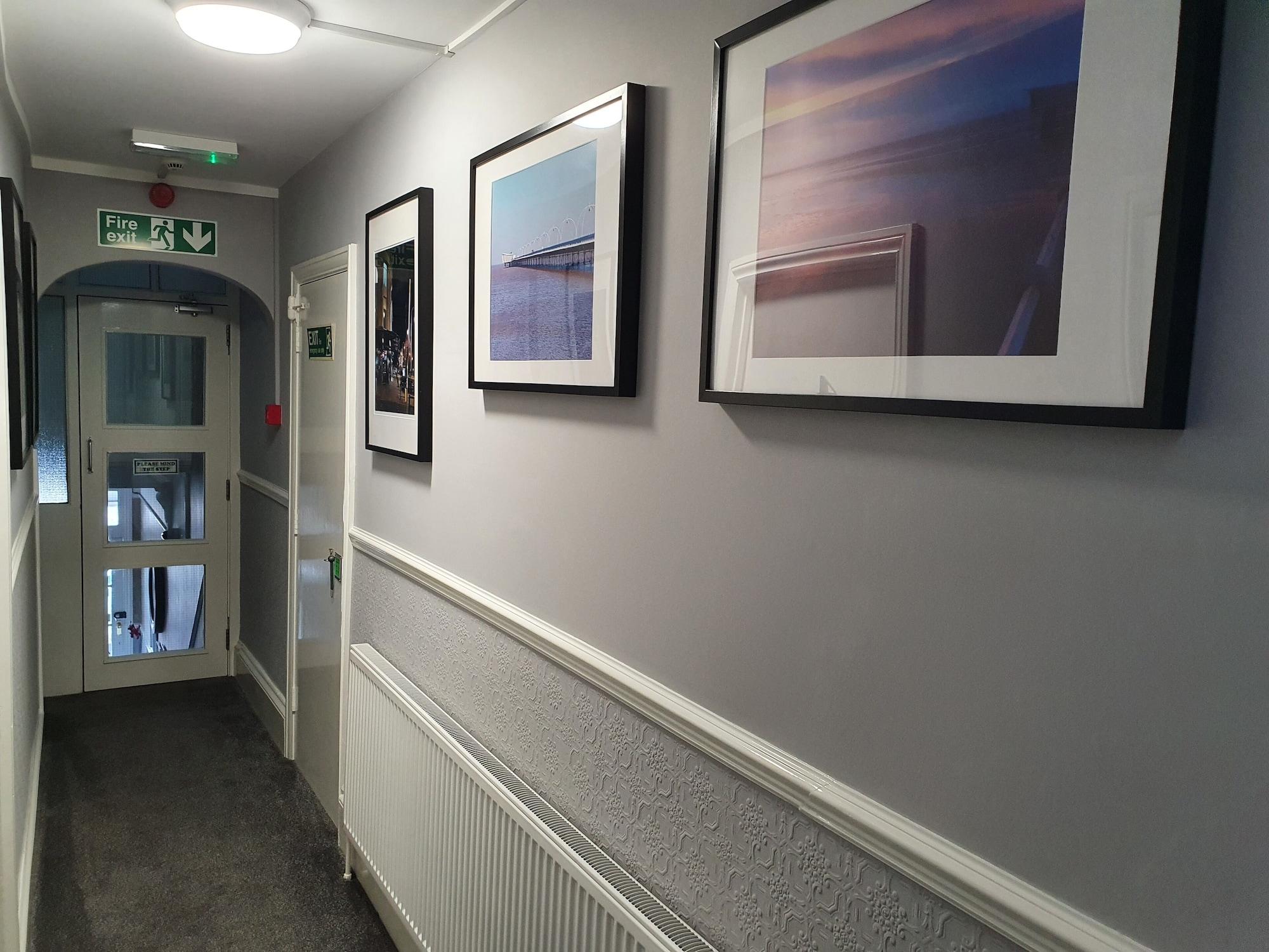 Varios The Braemar Southport