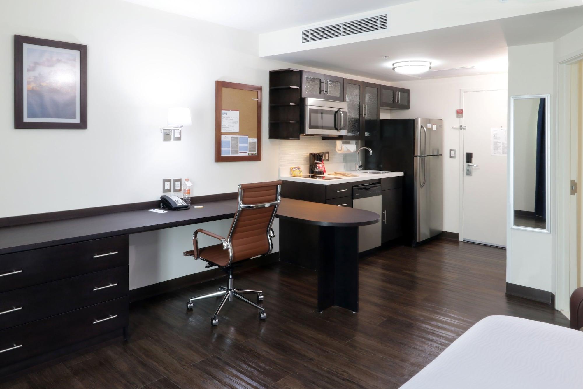 Habitación Candlewood Suites Celaya by IHG