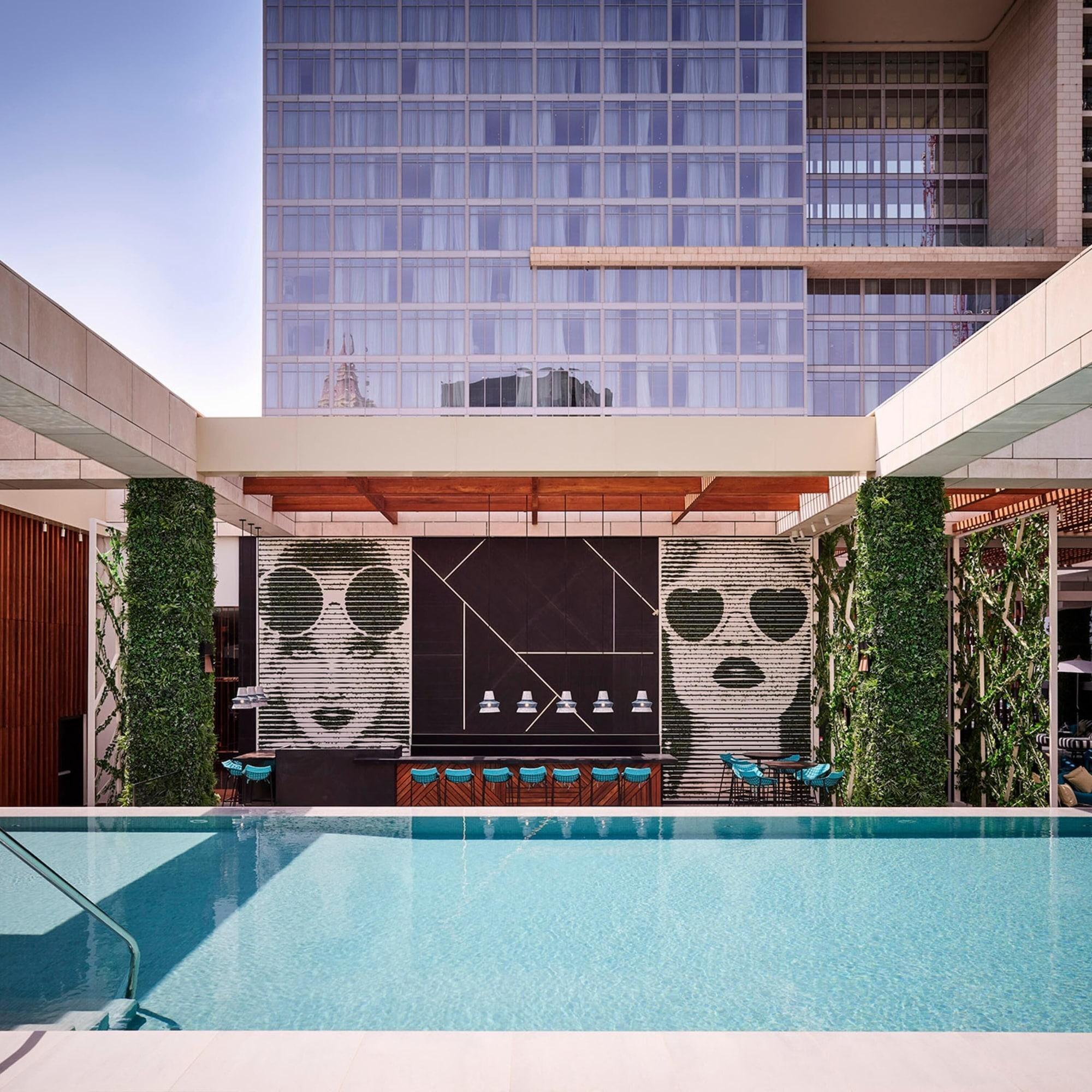 Vista Piscina Waldorf Astoria Dubai International Financial Centre