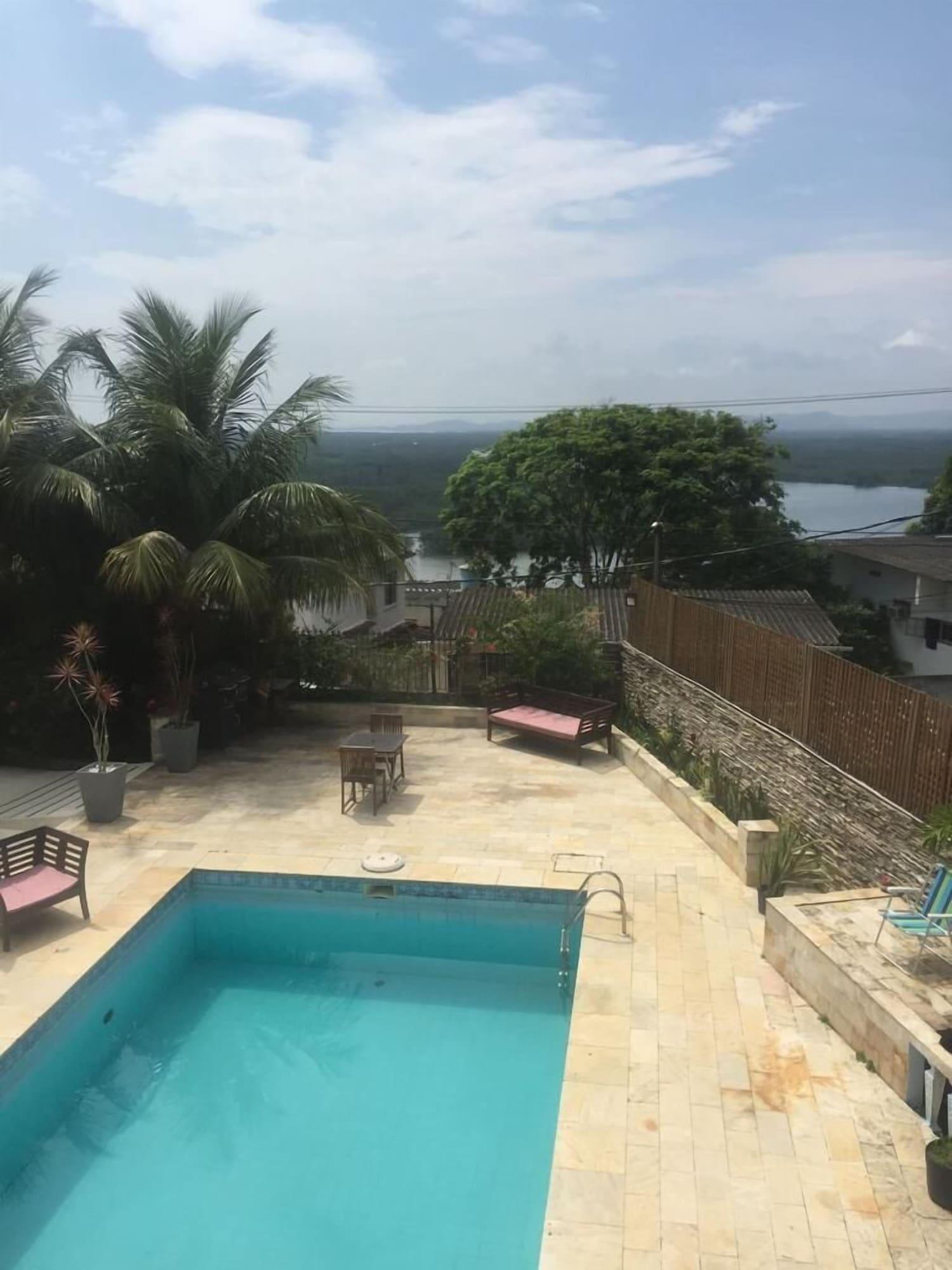 Vista Piscina Jardim da Marambaia