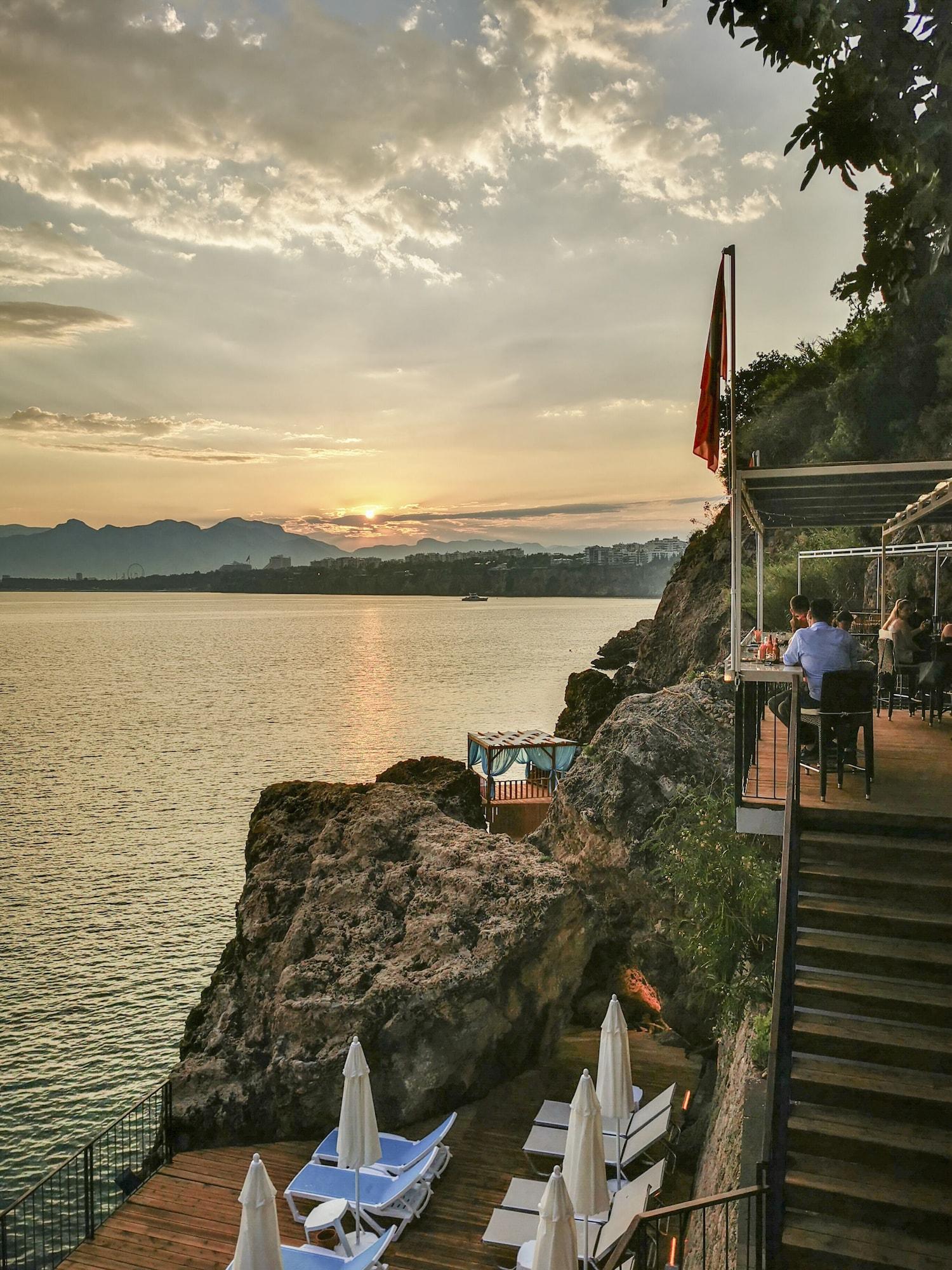 Bar/Salón Perge Hotels Adult Only