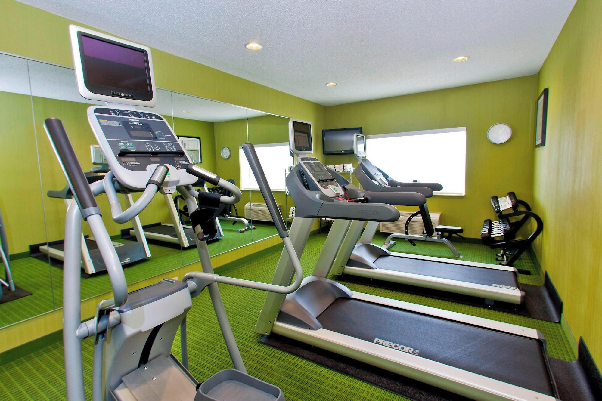 Gimnasio Fairfield Inn & Suites by Marriott Champaign