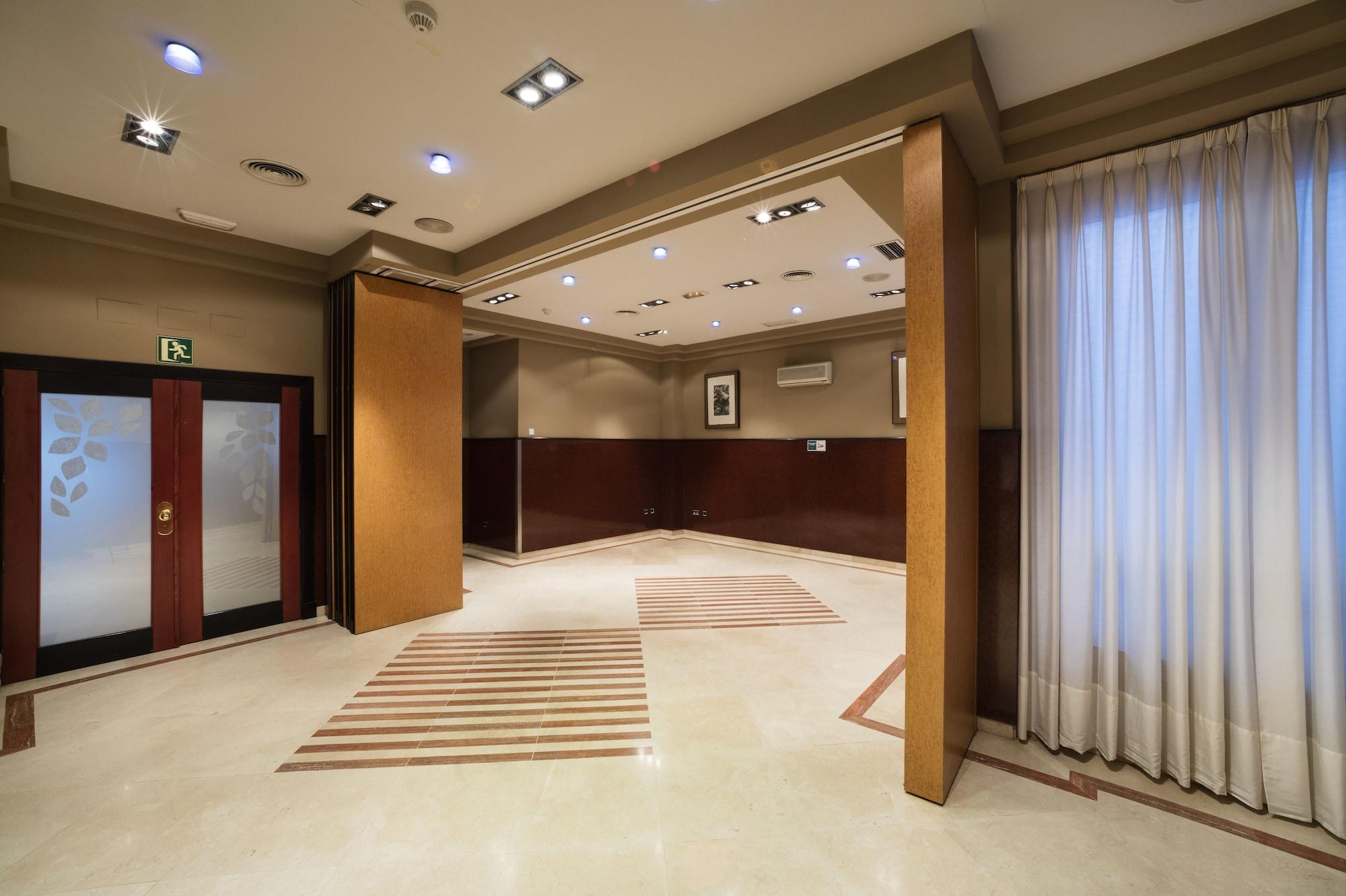 Bar/Salón Hotel Sercotel Ciudad de Oviedo