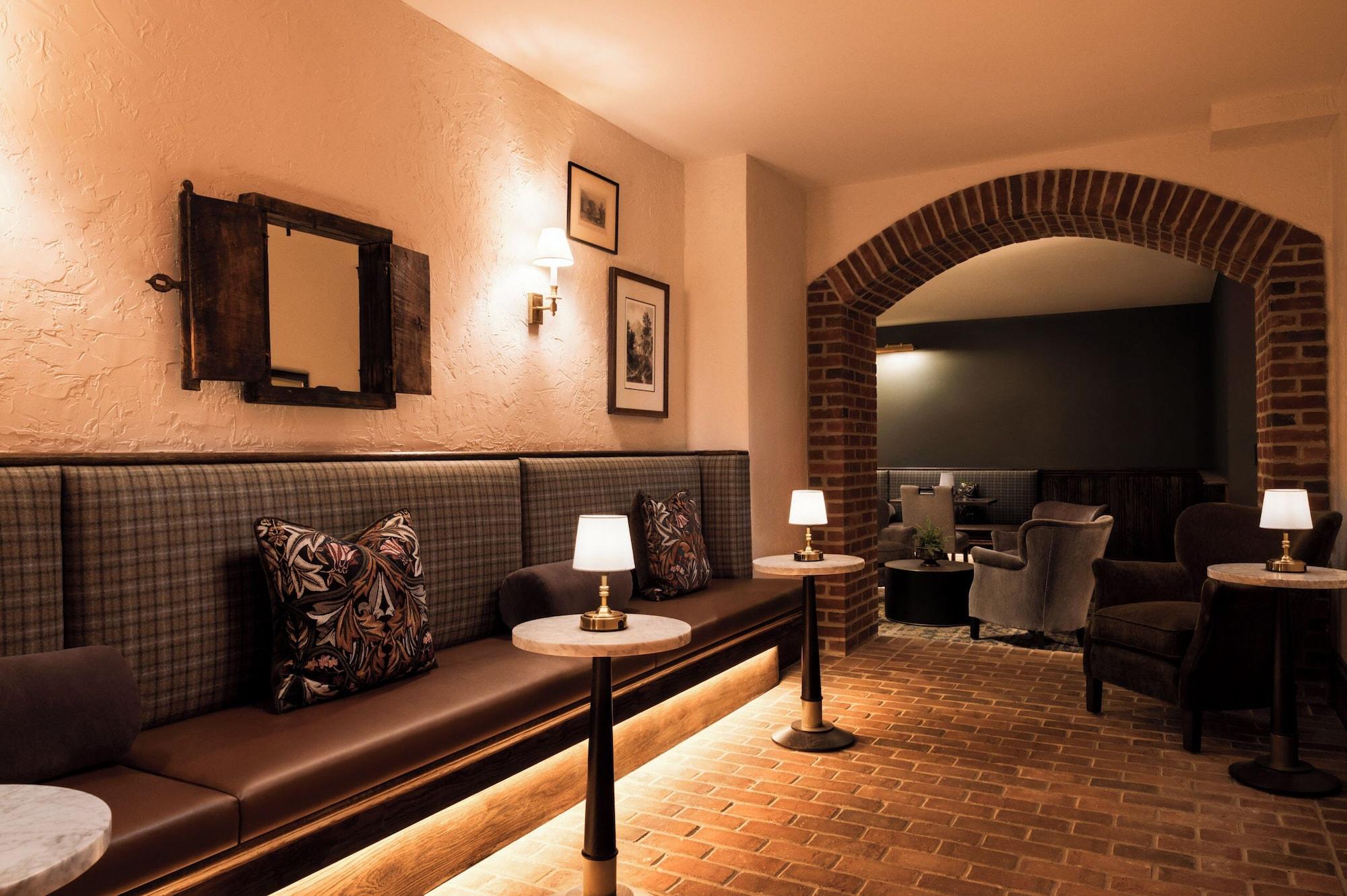 Bar/Salón 86 State Circle - Luxury Boutique Hotel