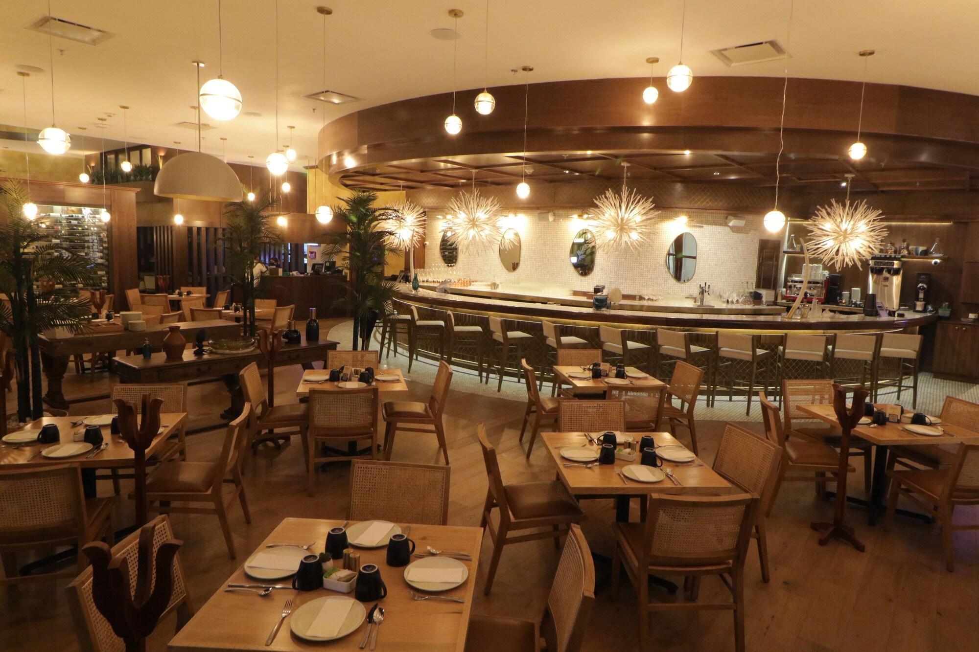 Restaurant Marriott Culiacan Hotel