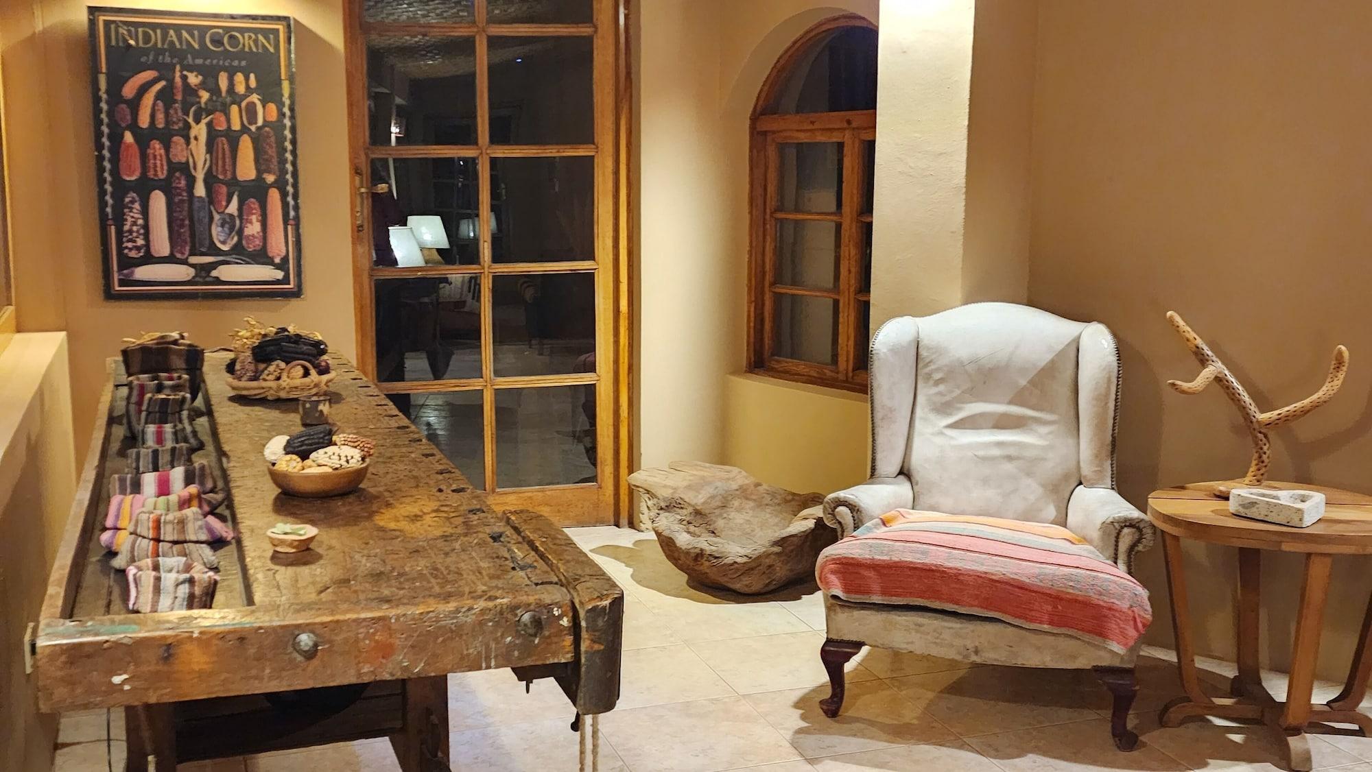 Vista Lobby Hotel Tulor