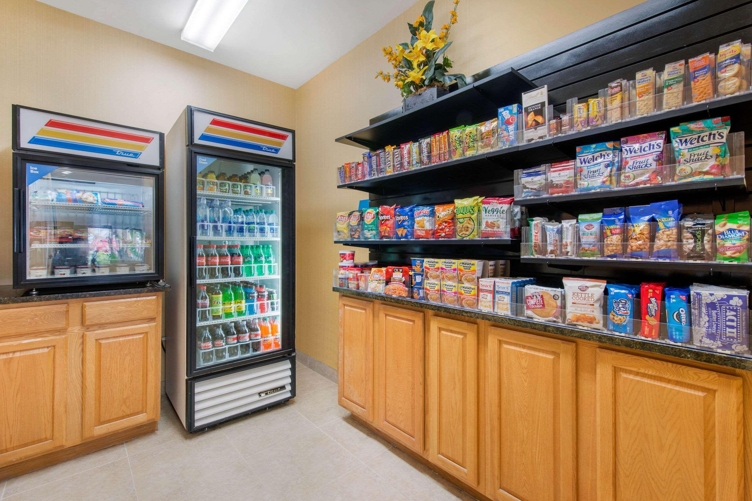 Restaurant Comfort Suites Near Universal Orlando Resort