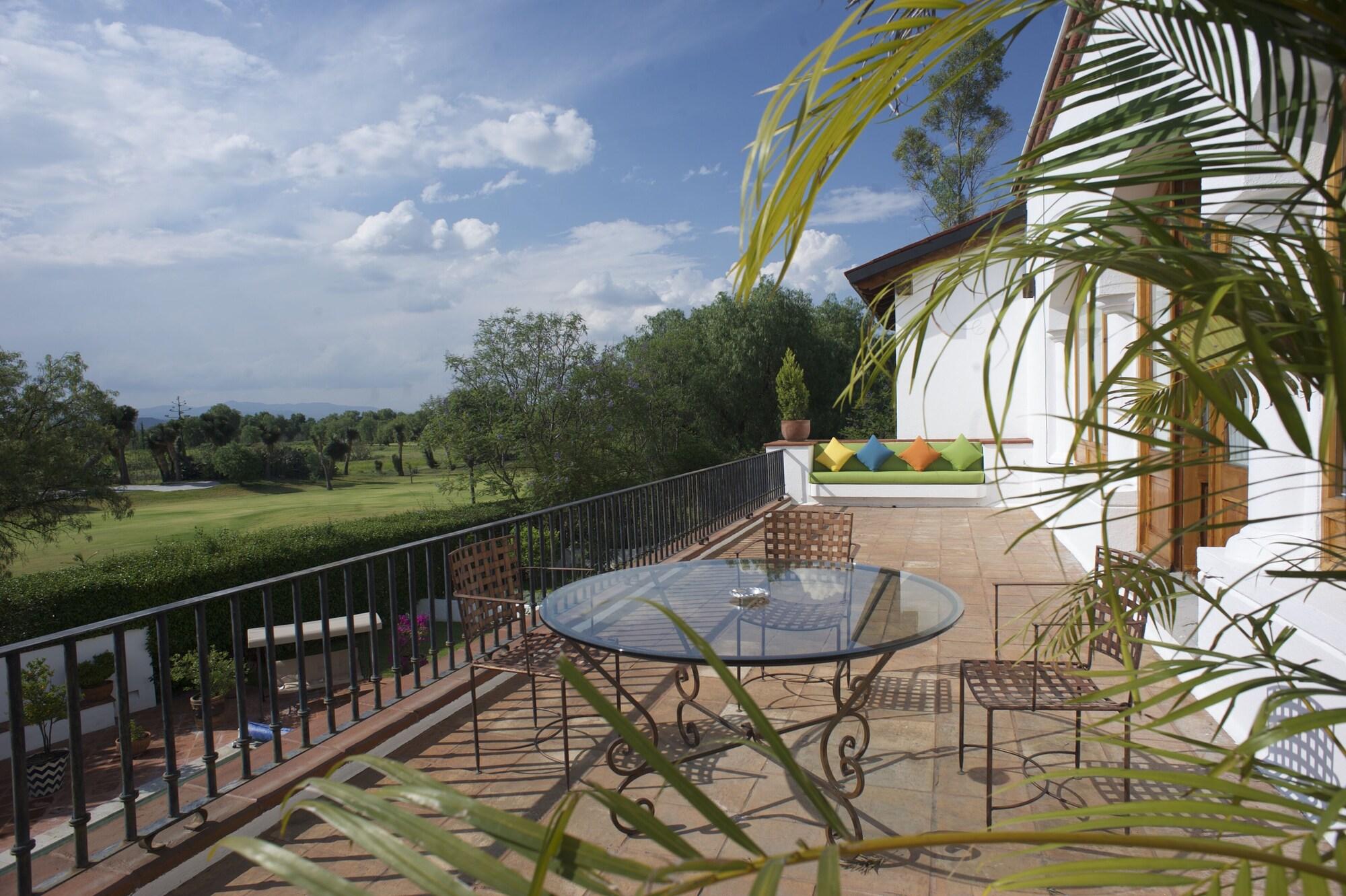 Equipamiento de Habitación La Casona de los Colibríes