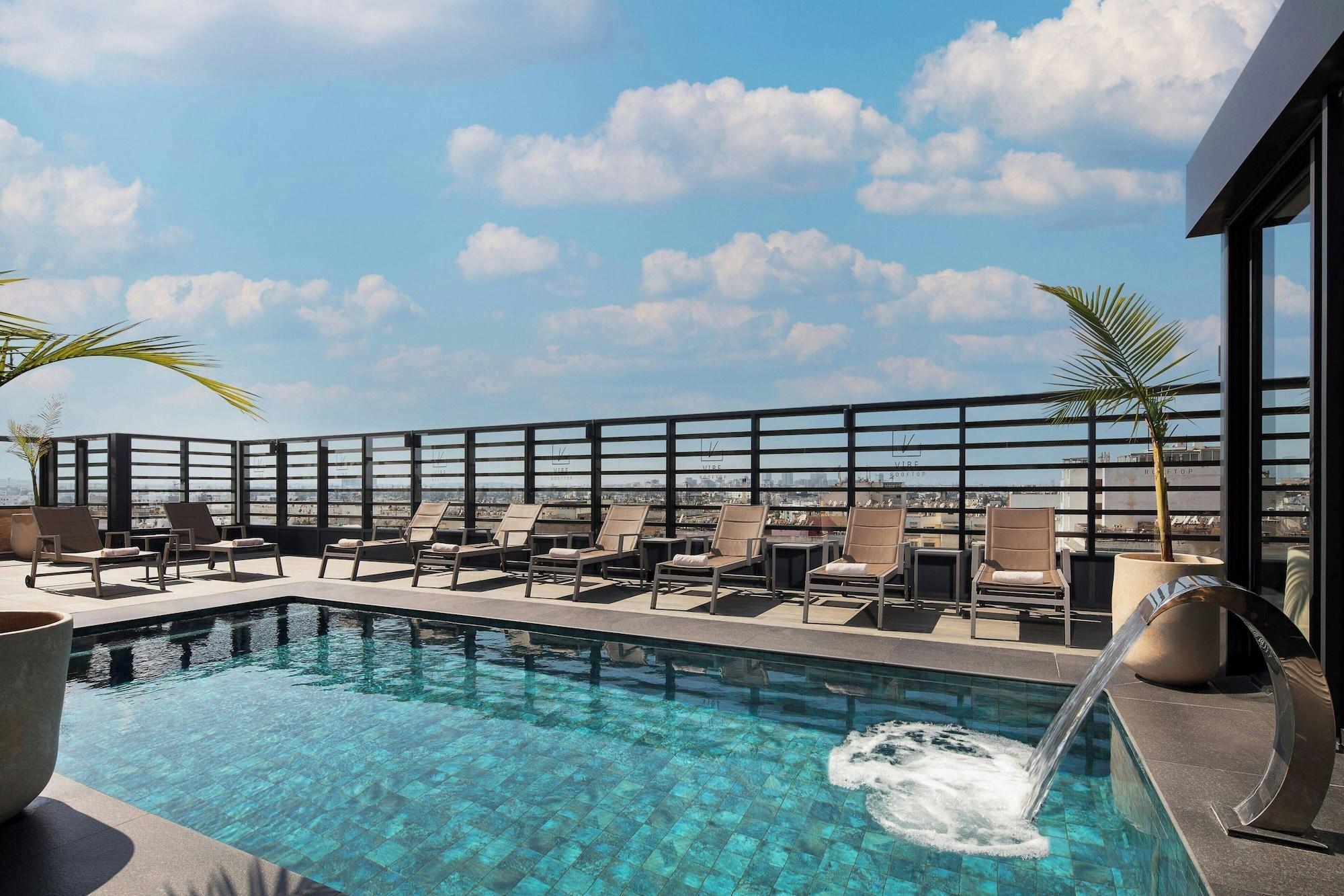 Vista Piscina Courtyard by Marriott Casablanca Downtown