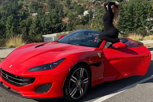 Actividad - Explora Hollywood en un Ferrari.