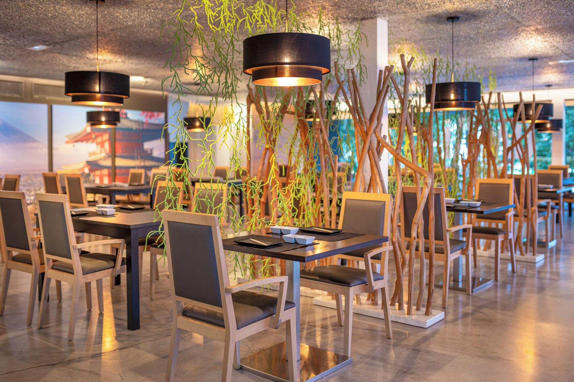 Restaurant Climia Belroy 4* Superior Hotel