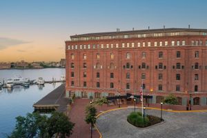 Paquete - The Inn at Henderson's Wharf, an Ascend Collection Hotel