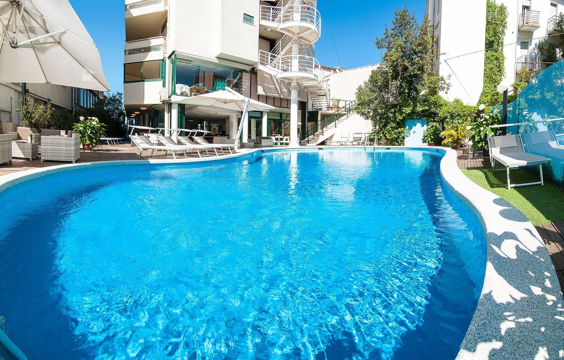 Vista Piscina Park Hotel
