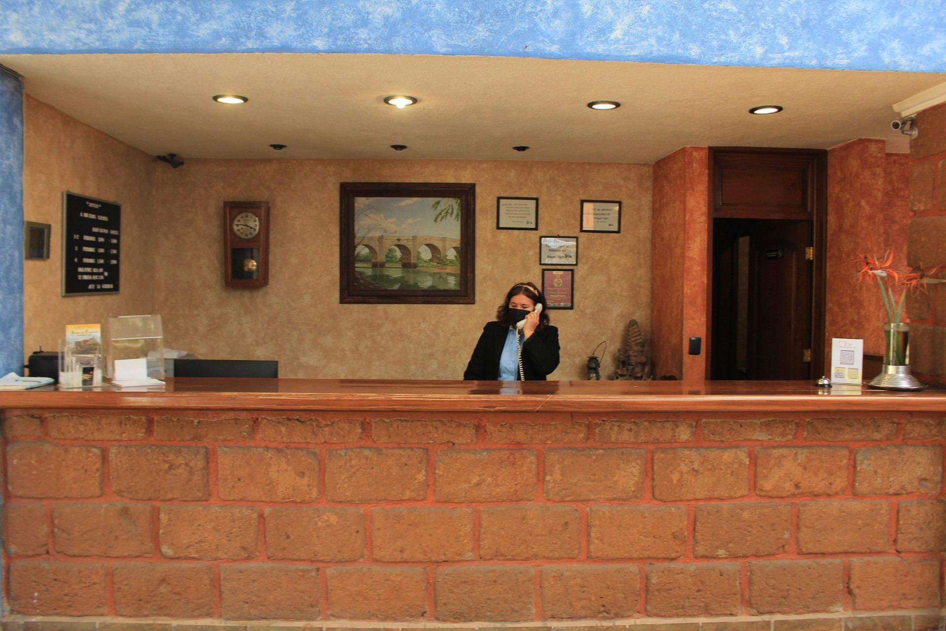 Vista Lobby Hotel Meson del Puente