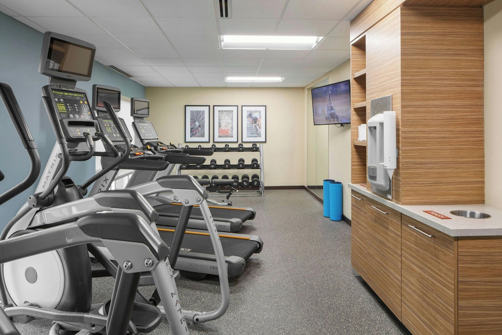 Gimnasio TownePlace Suites by Marriott Tampa South