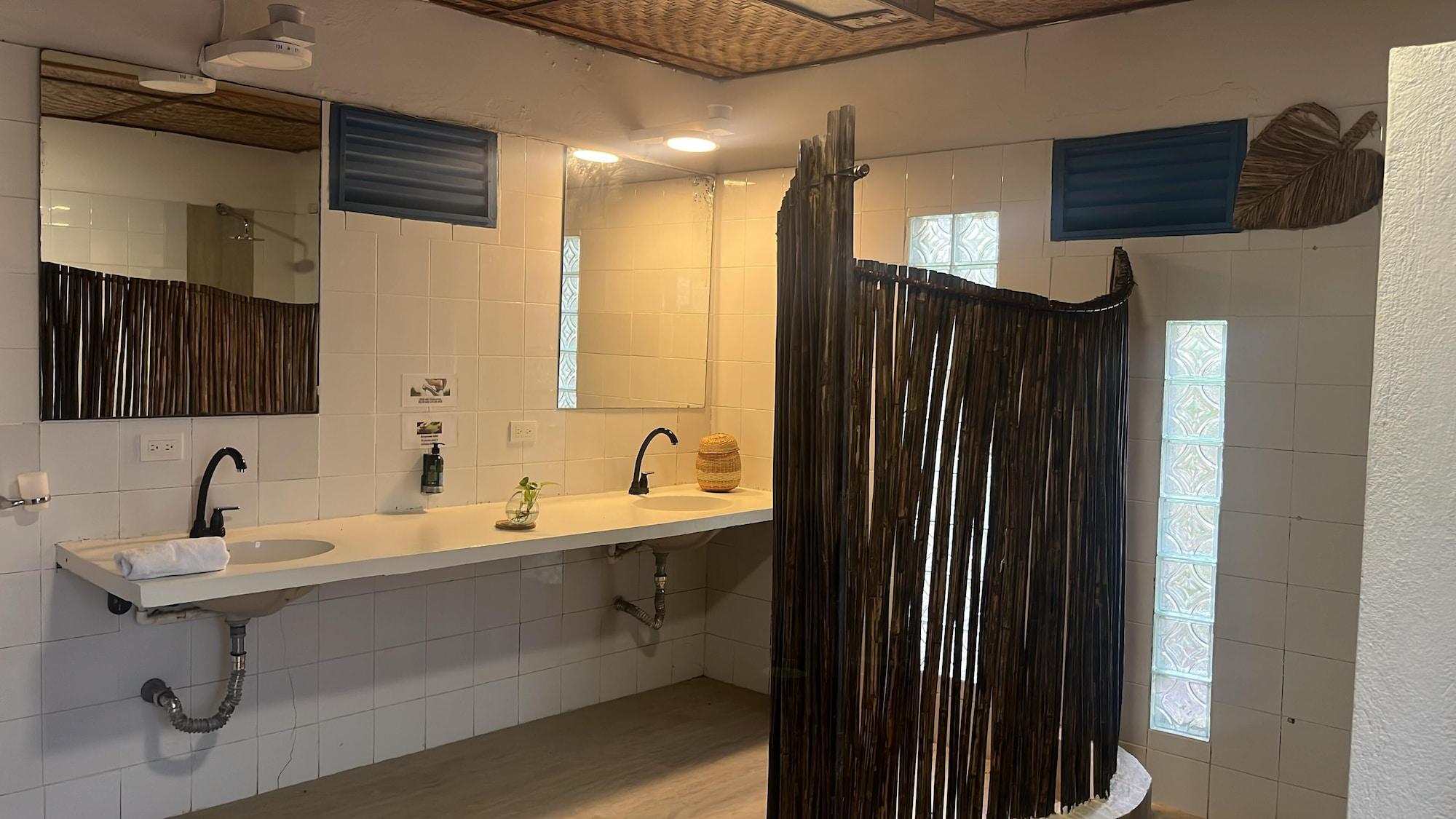 Equipamiento de Habitación Bayside Island Escape