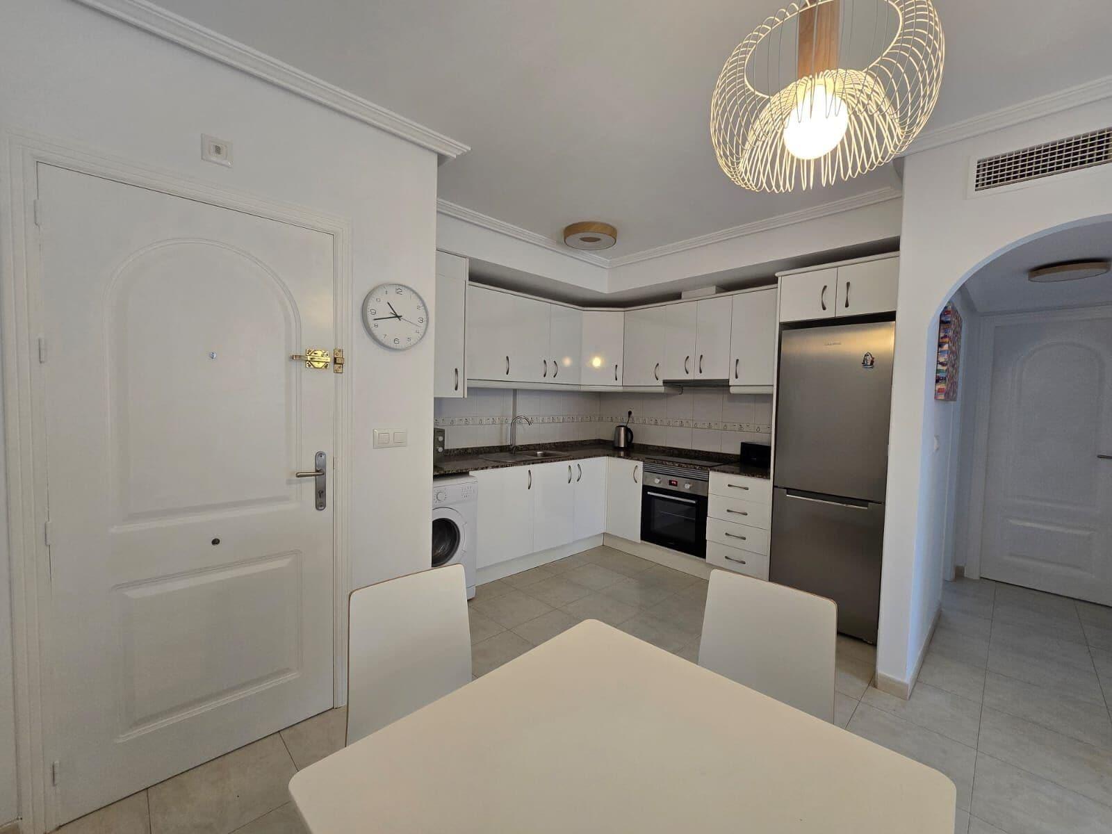 Baño Stunning ground floor 2 bed apartment.
