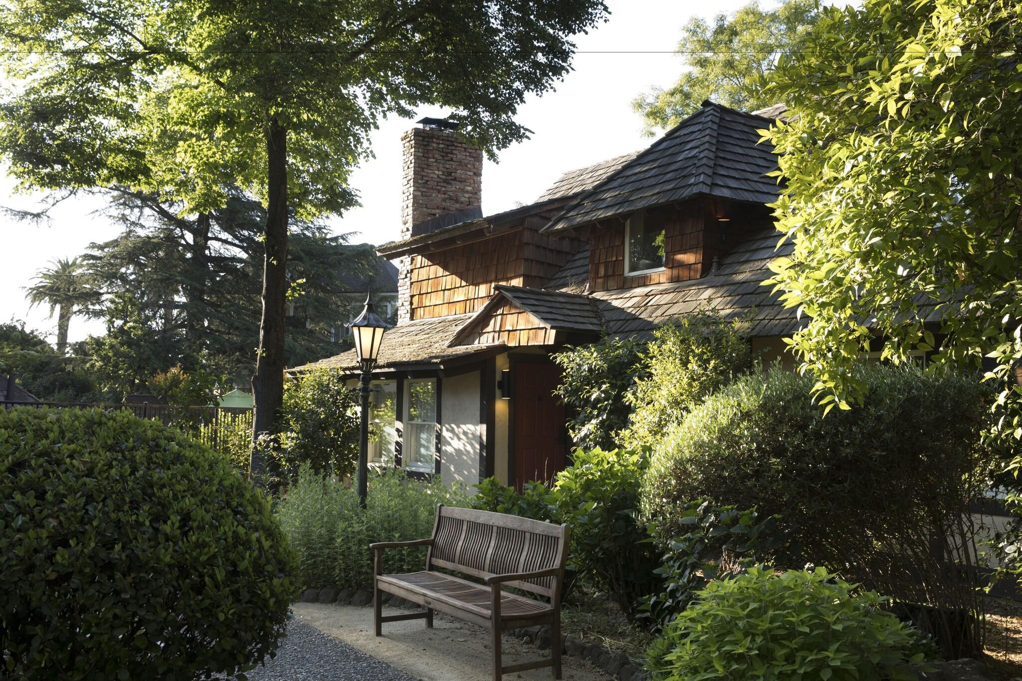 Vista Exterior Harvest Inn