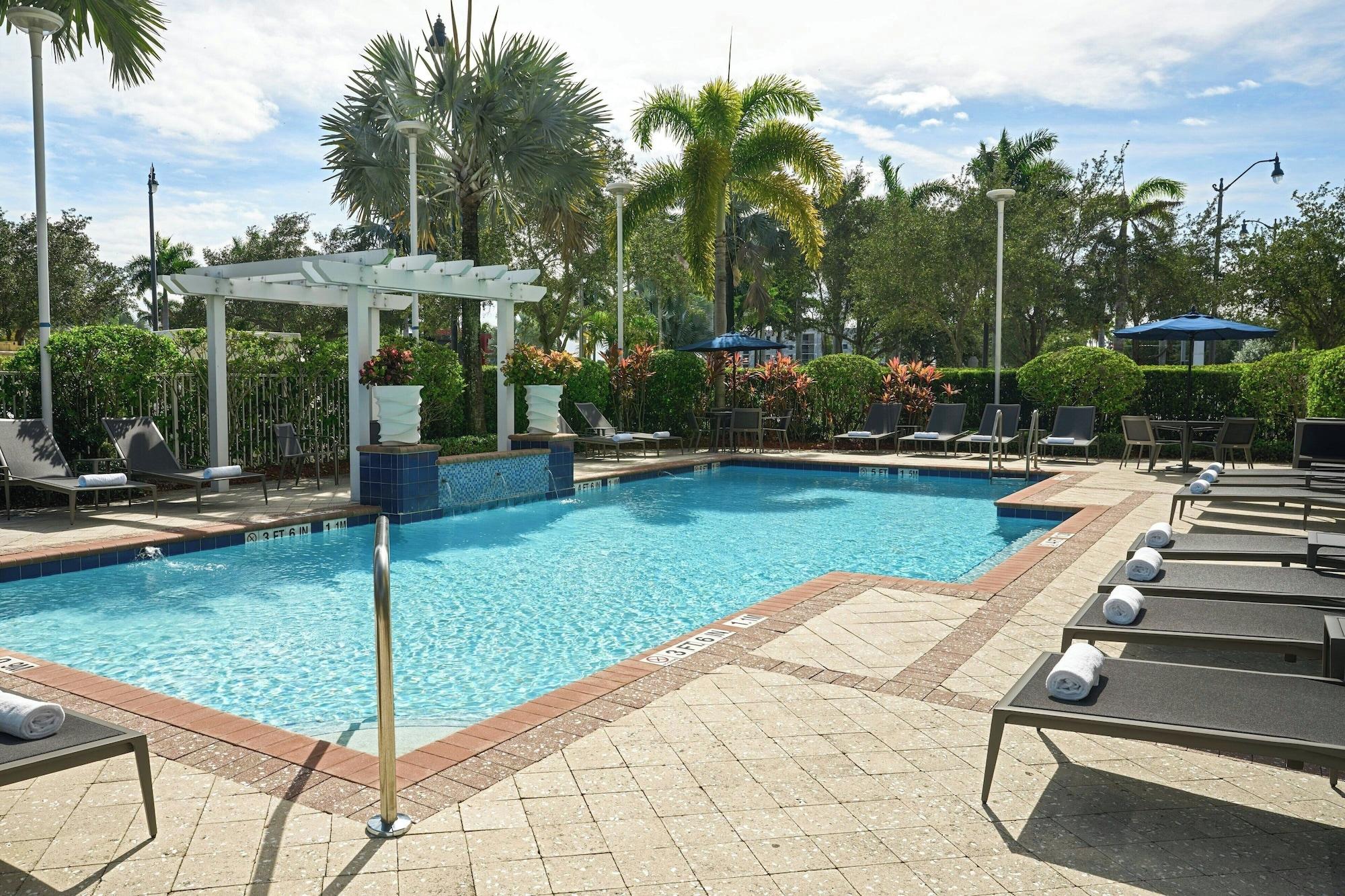 Vista Piscina Courtyard by Marriott Miami Homestead