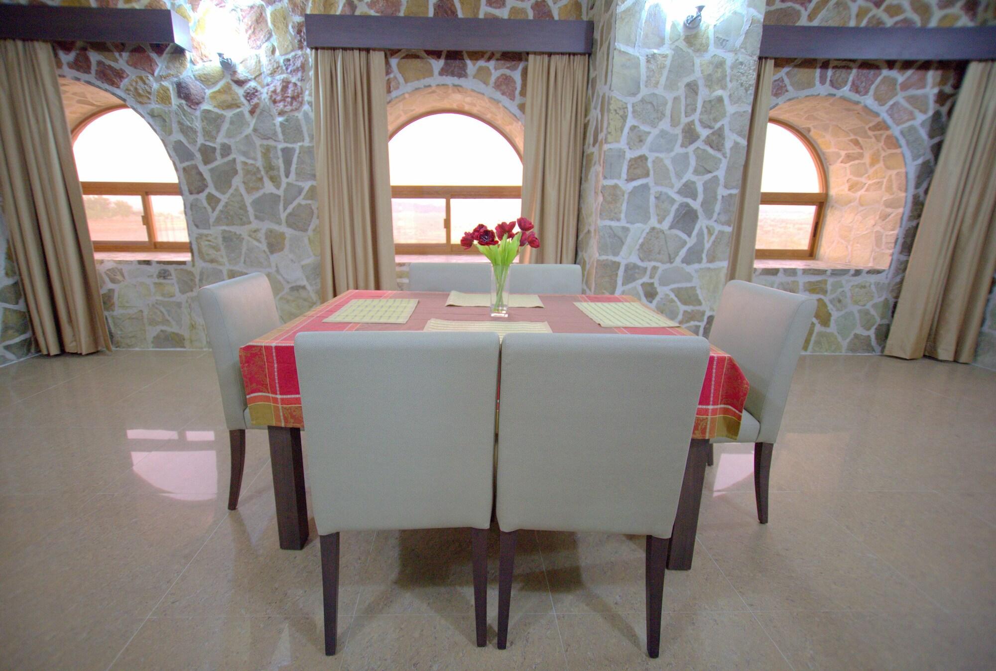 Equipamiento de Habitación Mahadha Hotel