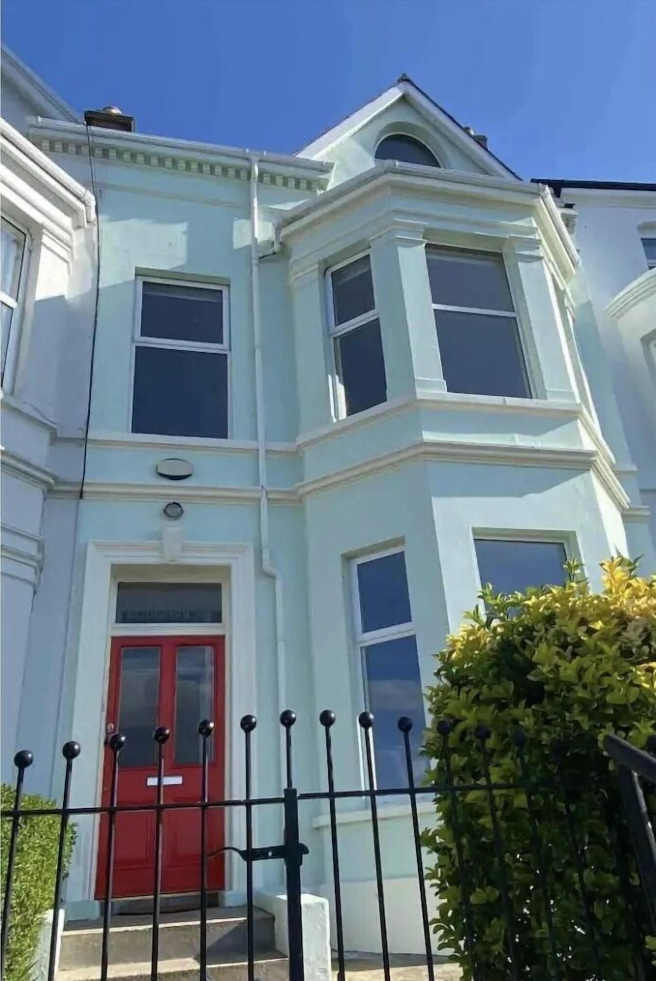 Vista Lobby Loughview